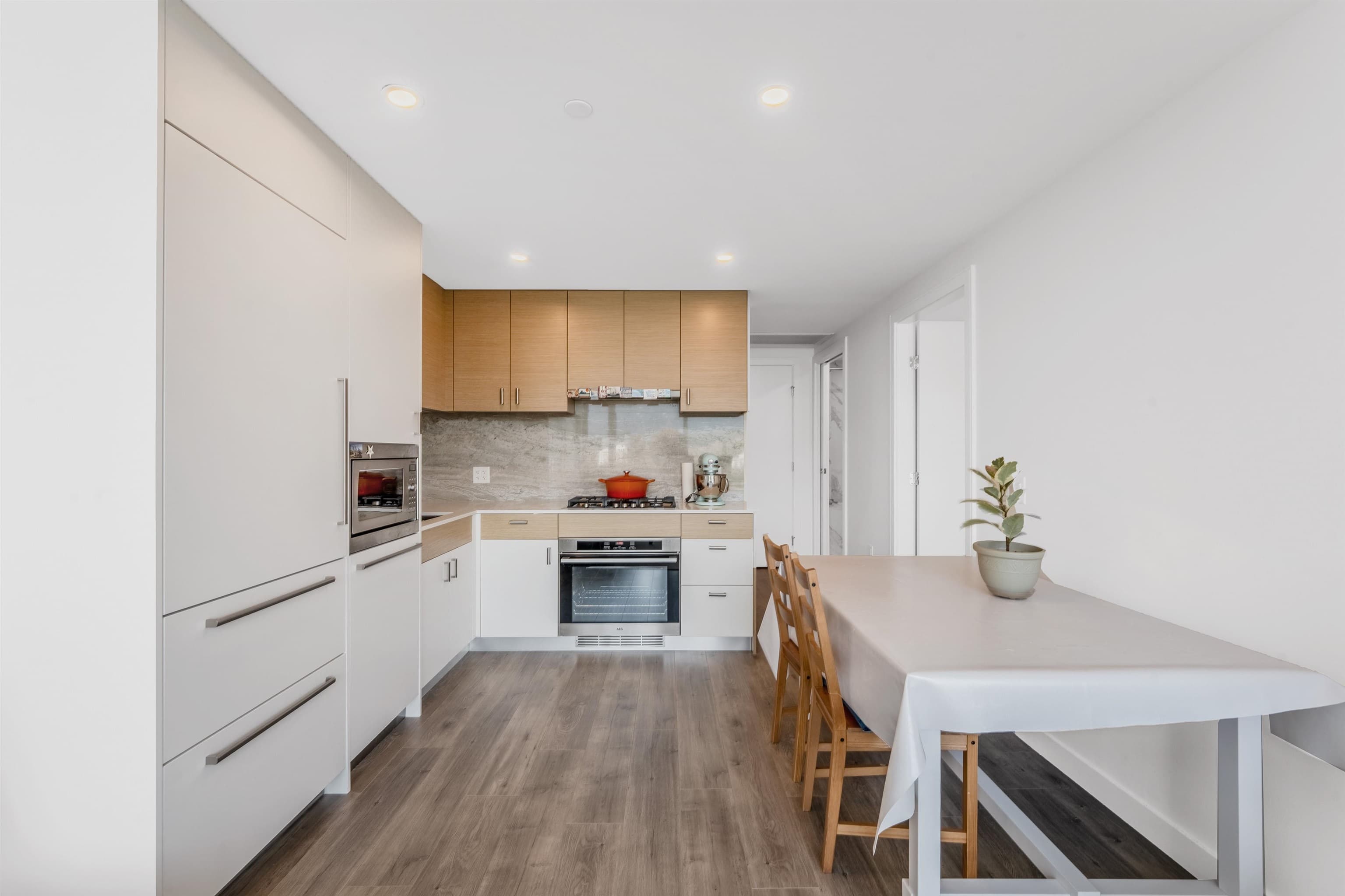 2001 - 200 Klahanie Court, West Vancouver, V7P 0E4 — photo 3