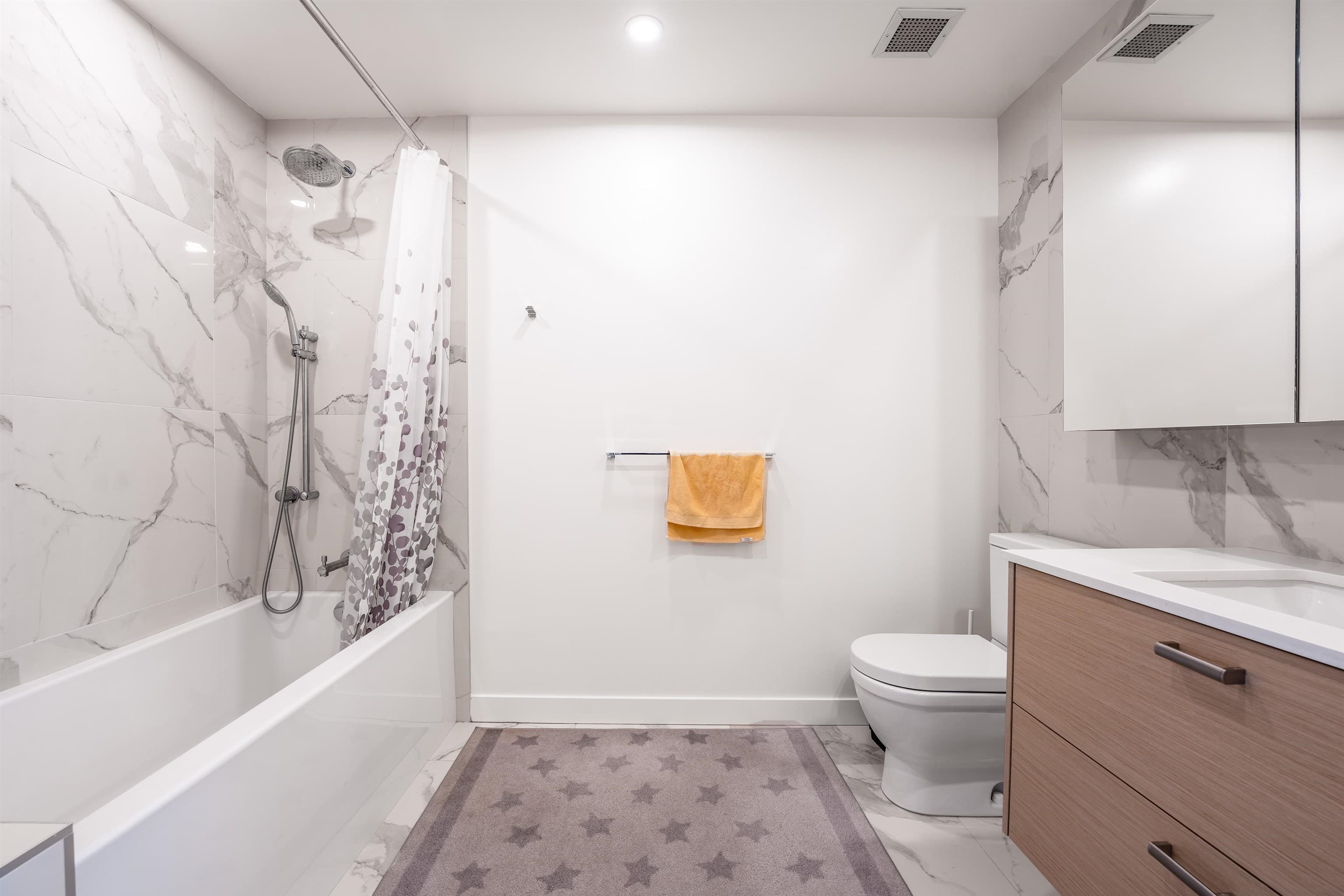 2001 - 200 Klahanie Court, West Vancouver, V7P 0E4 — photo 4