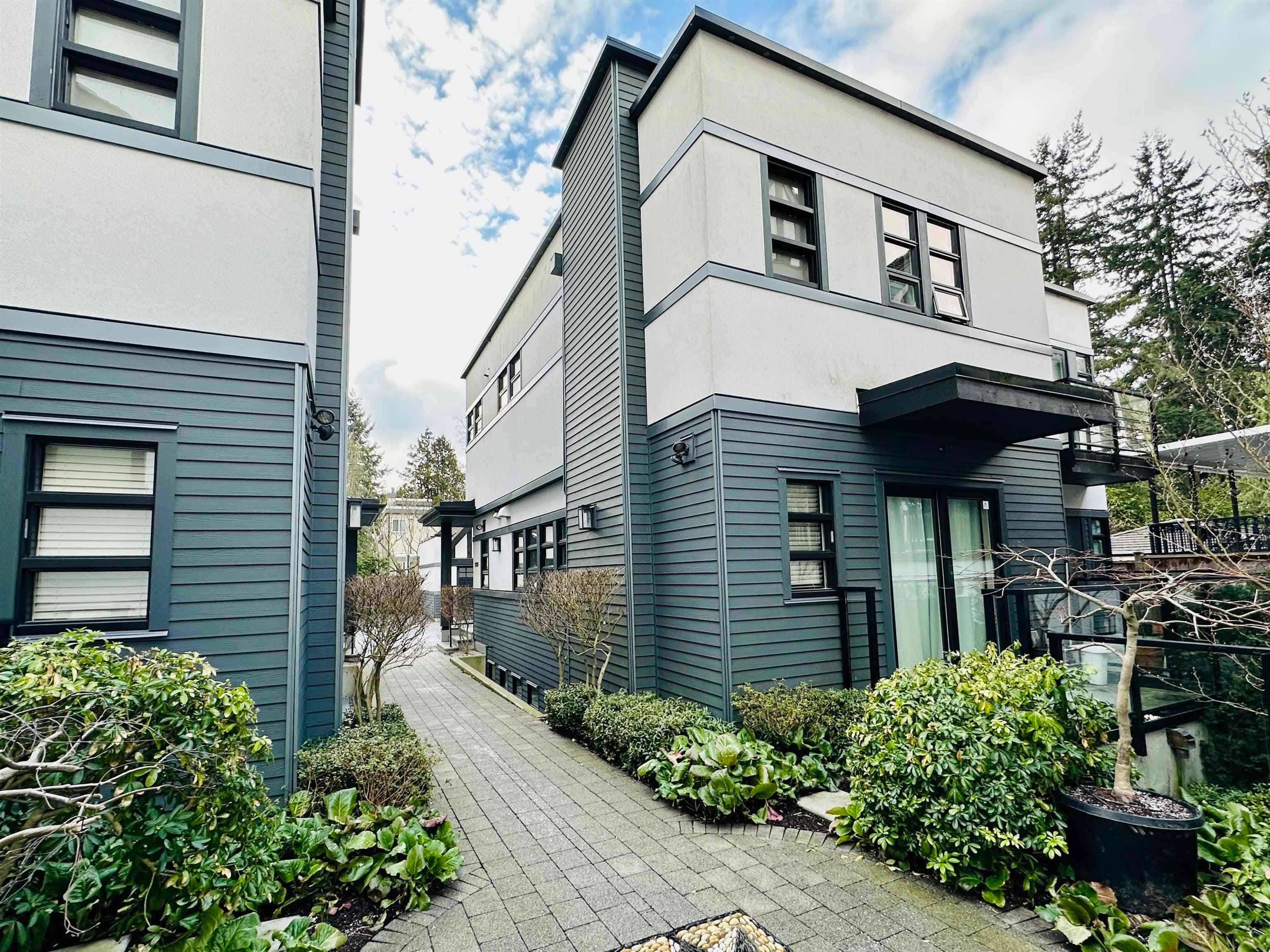 1 - 2820 W 41st Avenue, Vancouver