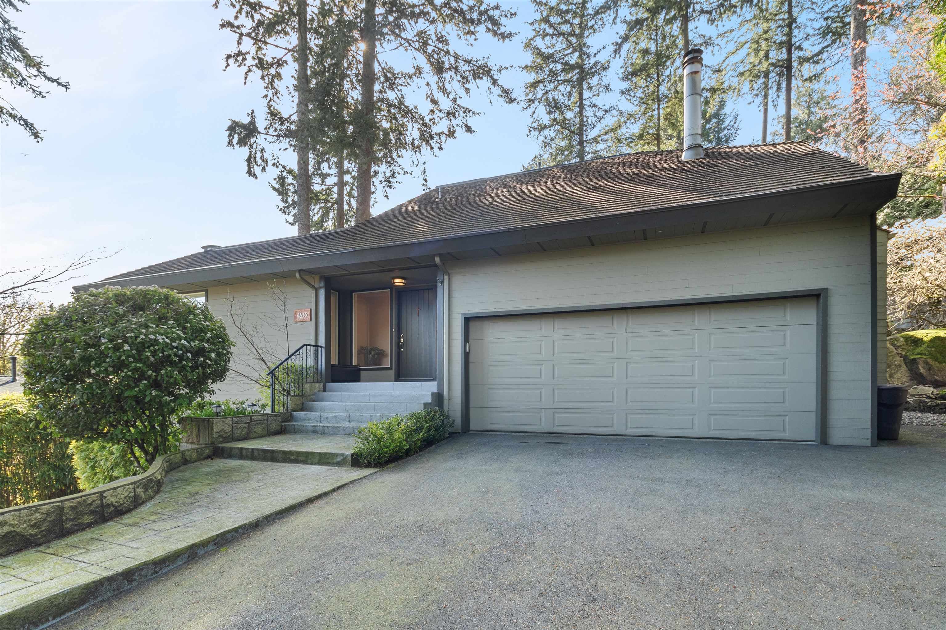 4635 Caulfeild Drive, West Vancouver, V7W 1E9 — photo 2
