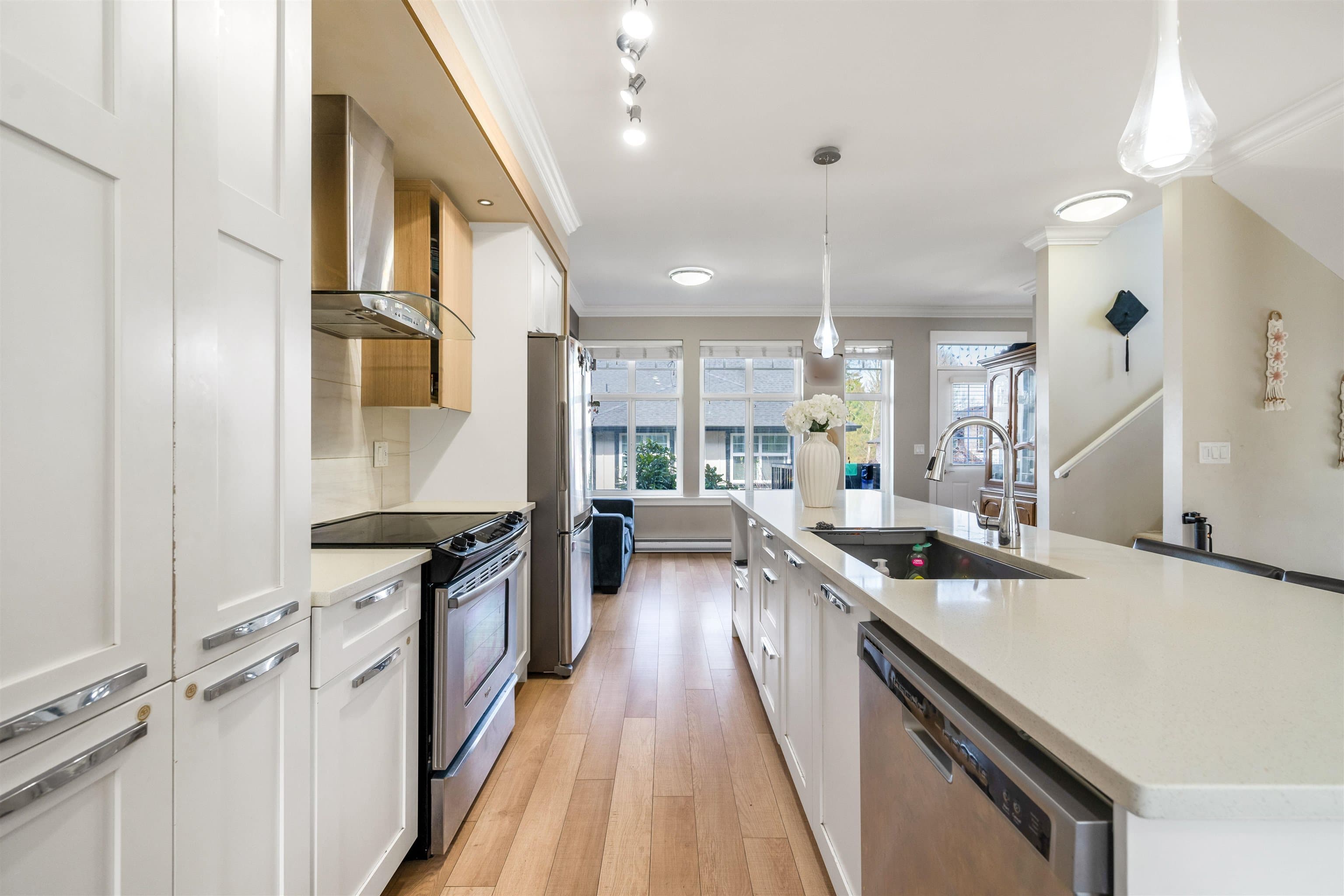 68 - 6350 142 Street, Surrey, V3X 1B8 — photo 5