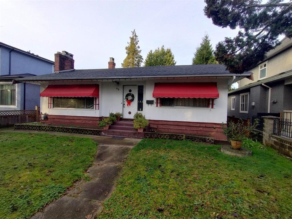 65 W 49th Avenue, Vancouver