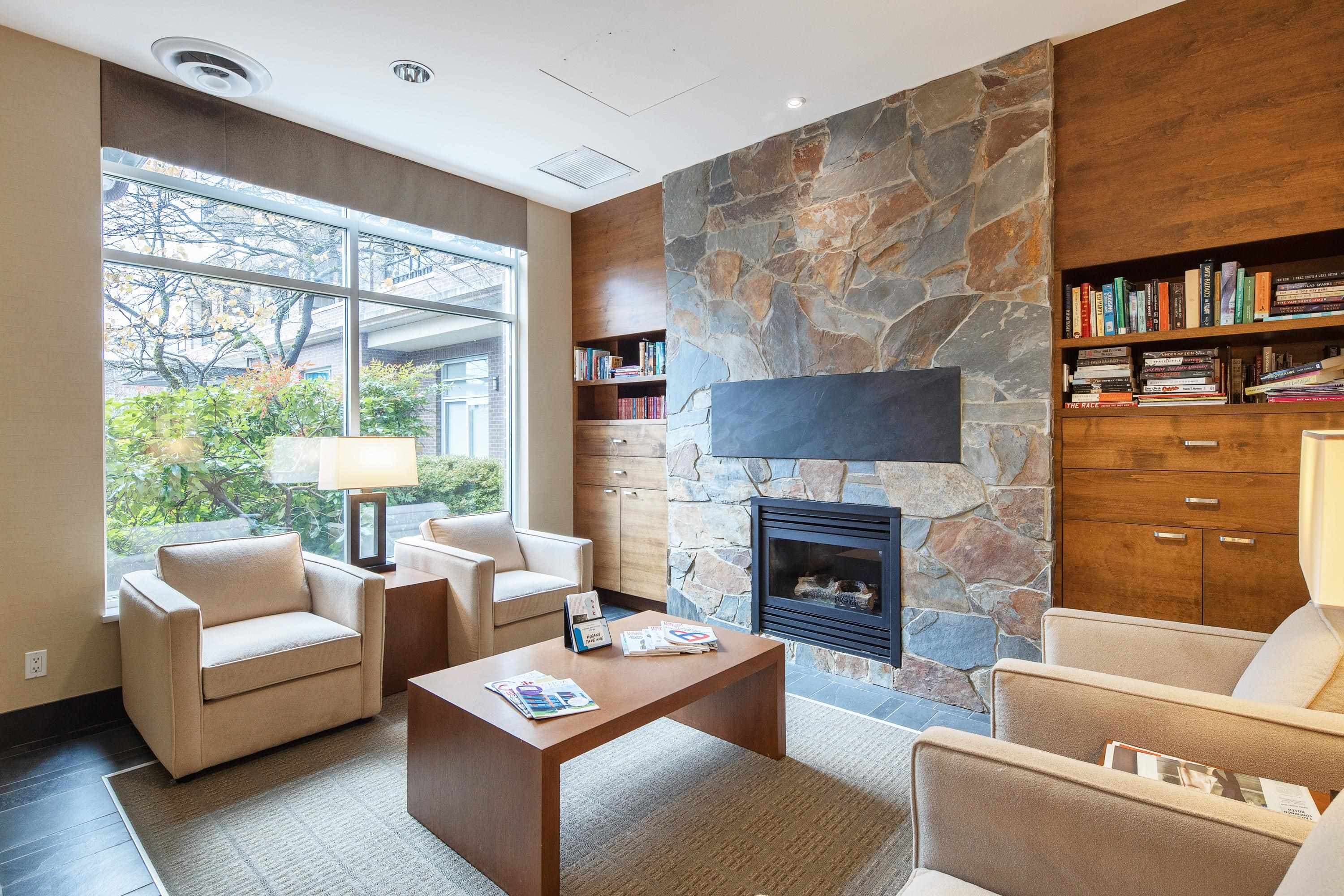 609 - 1211 Village Green Way, Squamish, V8B 0R7 — photo 4