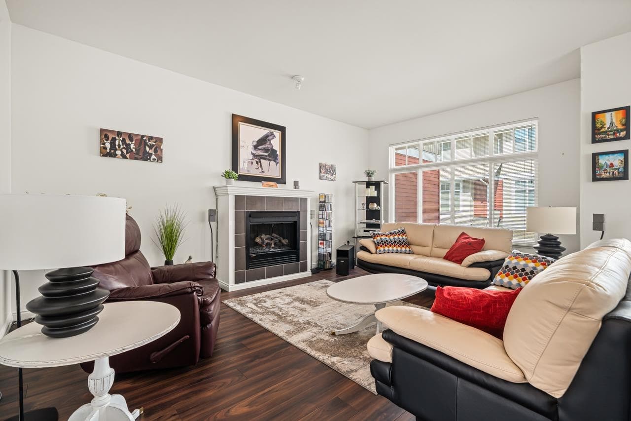 55 - 19455 65 Avenue, Surrey, V4N 0Z1 — photo 2