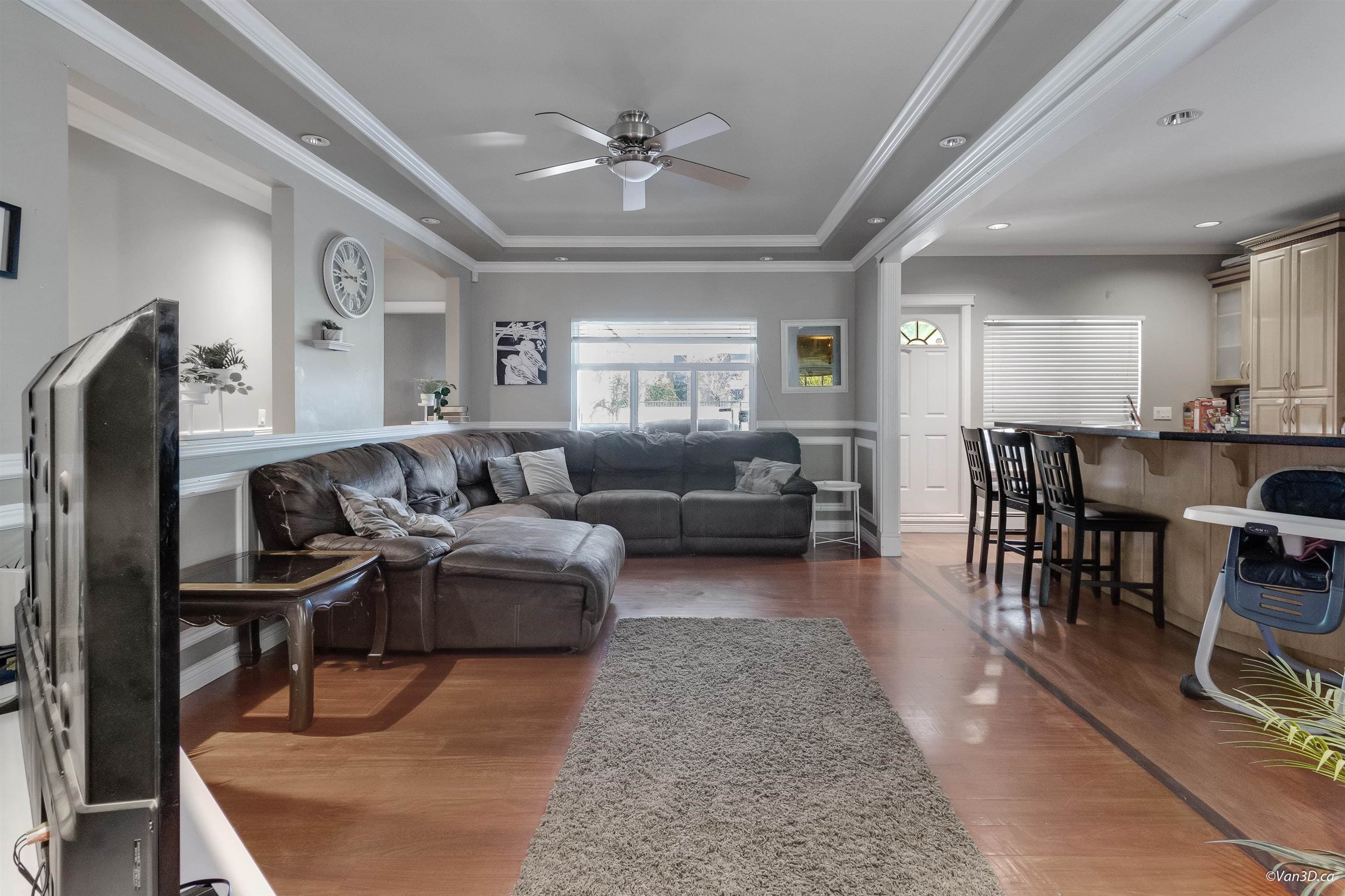 14922 102a Avenue, Surrey, V3R 1K9 — photo 5