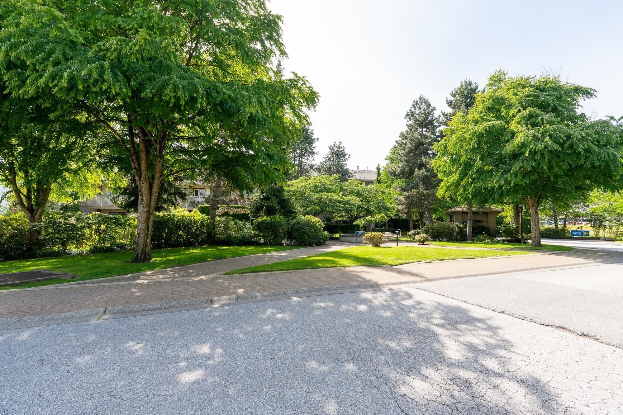 314 - 15220 Guildford Drive, Surrey, V3R 0Y6 — photo 3