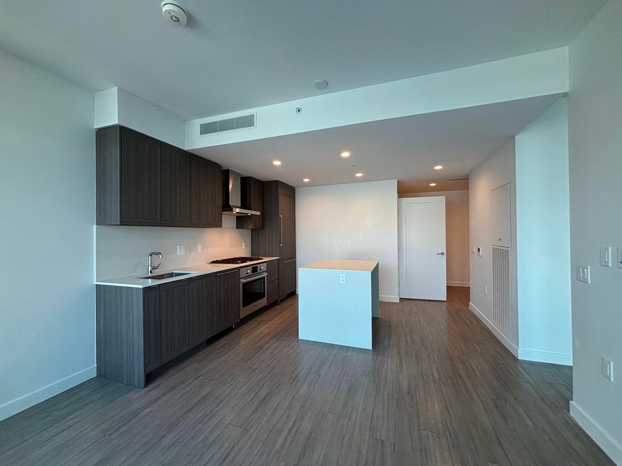 1107 - 2311 Beta Avenue, Burnaby, V5C 0M1 — photo 5