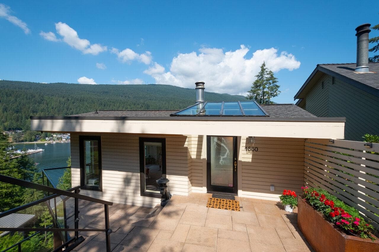 4660 Eastridge Road, North Vancouver, V7G 1K4 — photo 3