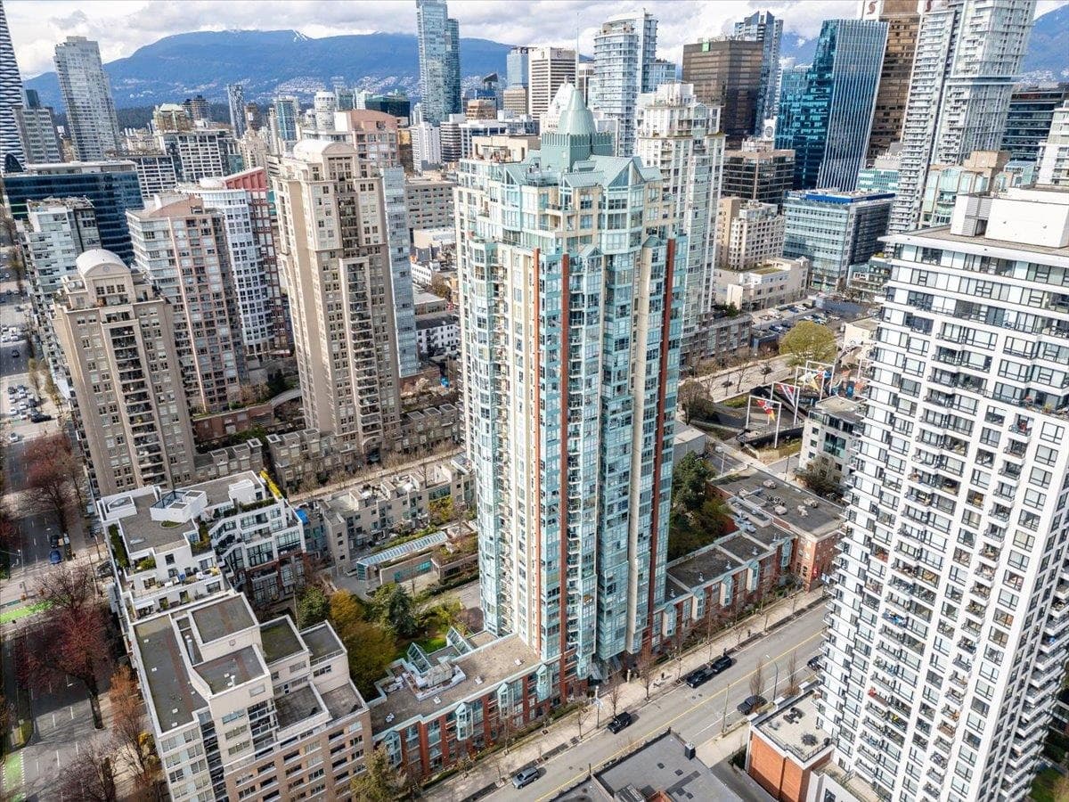1603 - 939 Homer Street, Vancouver, V6B 2W6 — photo 2
