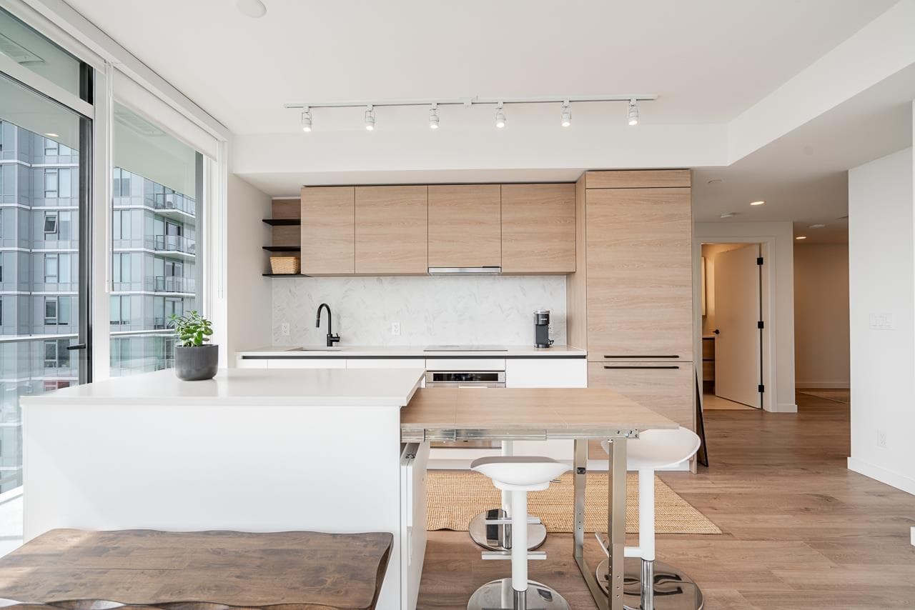 2508 - 13428 105 Avenue, Surrey, V3T 0S6 — photo 4