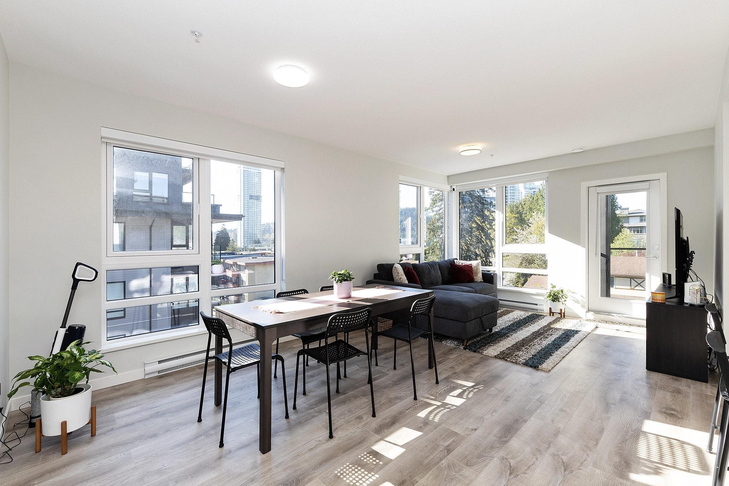 404 - 615 Cottonwood Avenue, Coquitlam, V3J 2S5 — photo 2