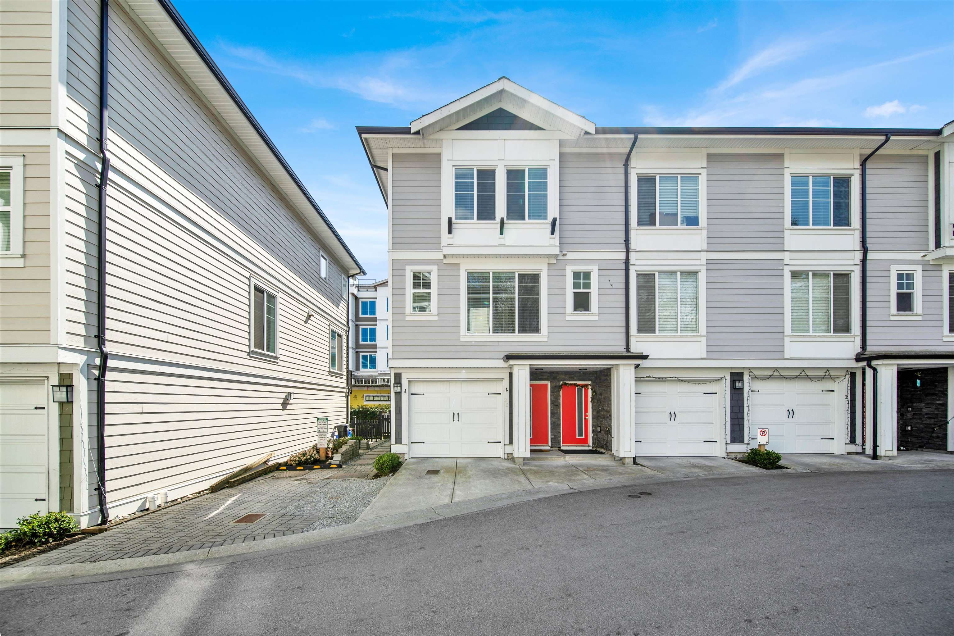 25 - 14499 64 Avenue, Surrey, V3S 1X5 — photo 2