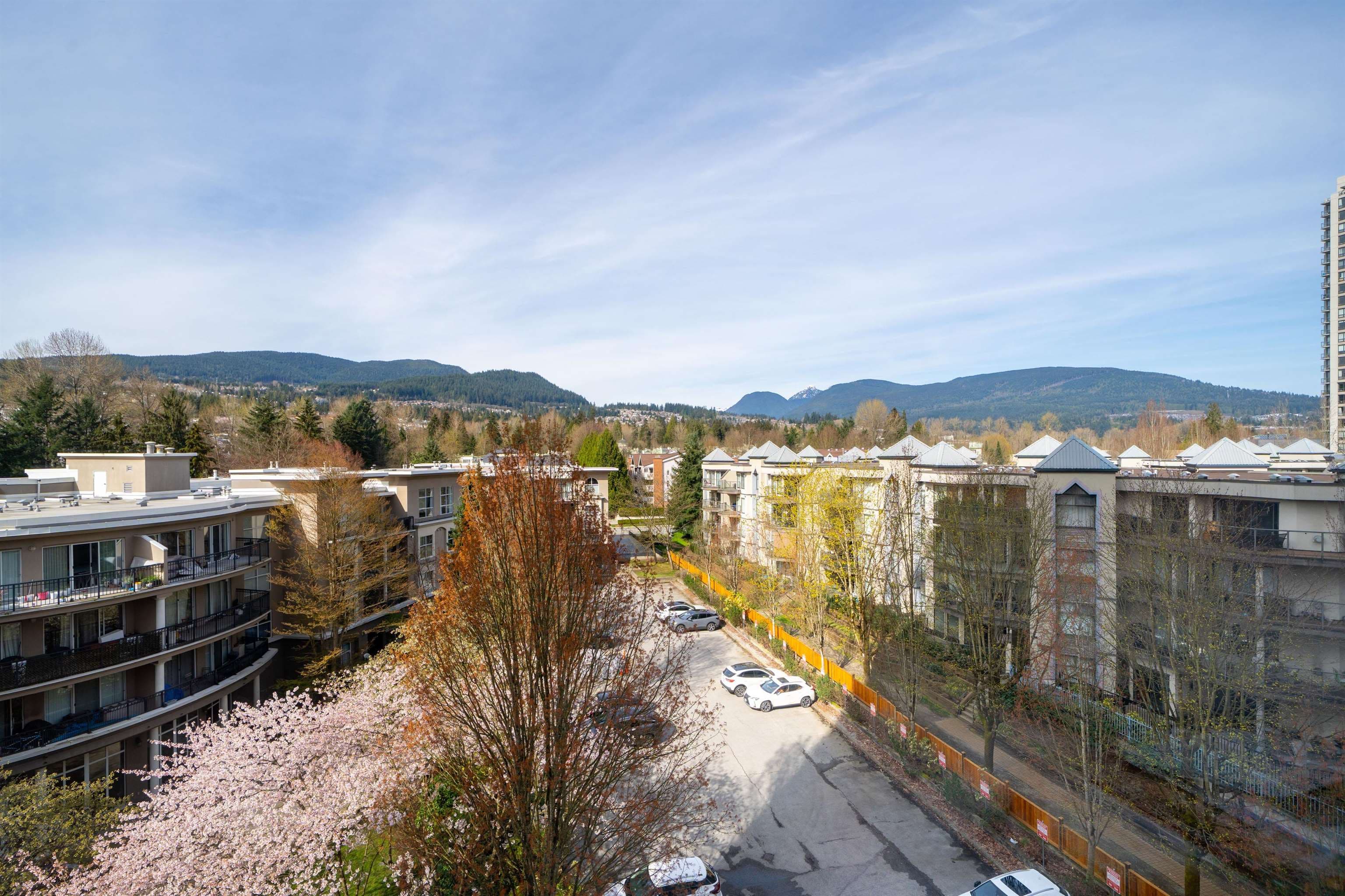 702 - 2959 Glen Drive, Coquitlam, V3B 0B8 — photo 3