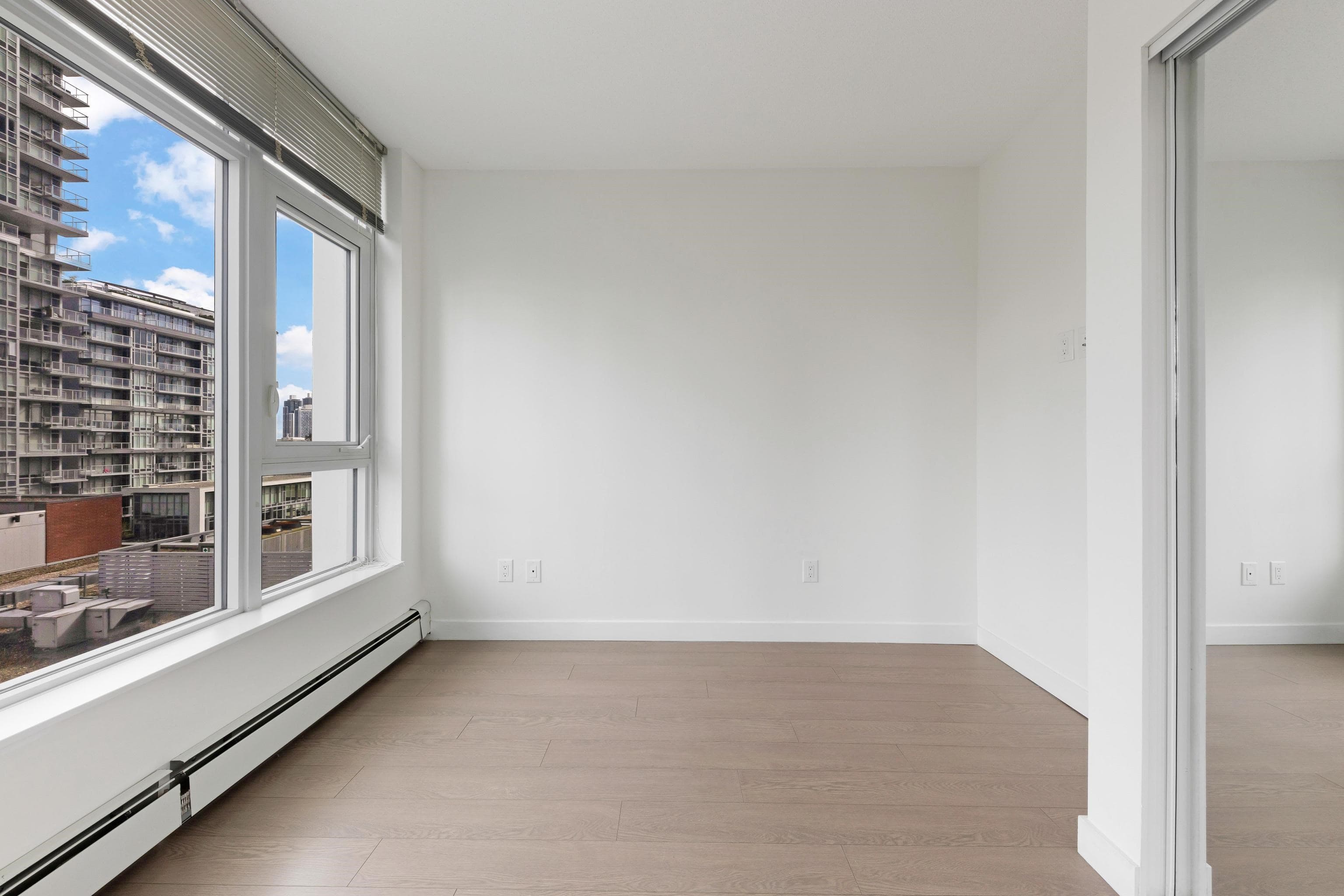 612 - 13308 Central Avenue Avenue, Surrey, V3T 0M4 — photo 4
