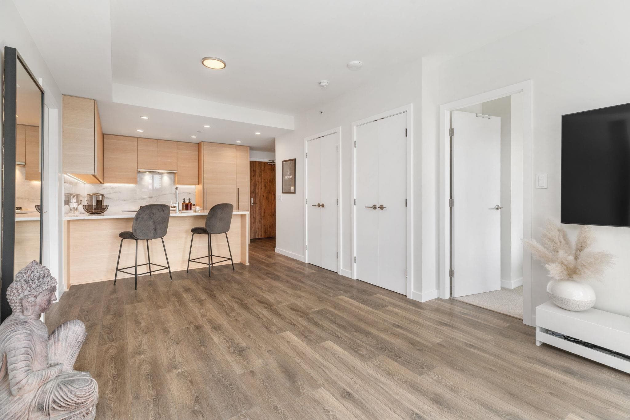 1008 - 308 Morrissey Road, Port Moody, V3H 0M2 — photo 5