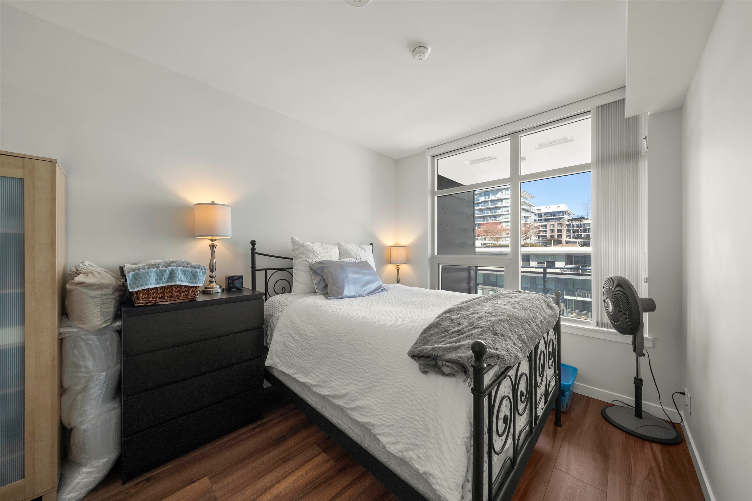904 - 8699 Hazelbridge Way, Richmond, V6X 0T4 — photo 5