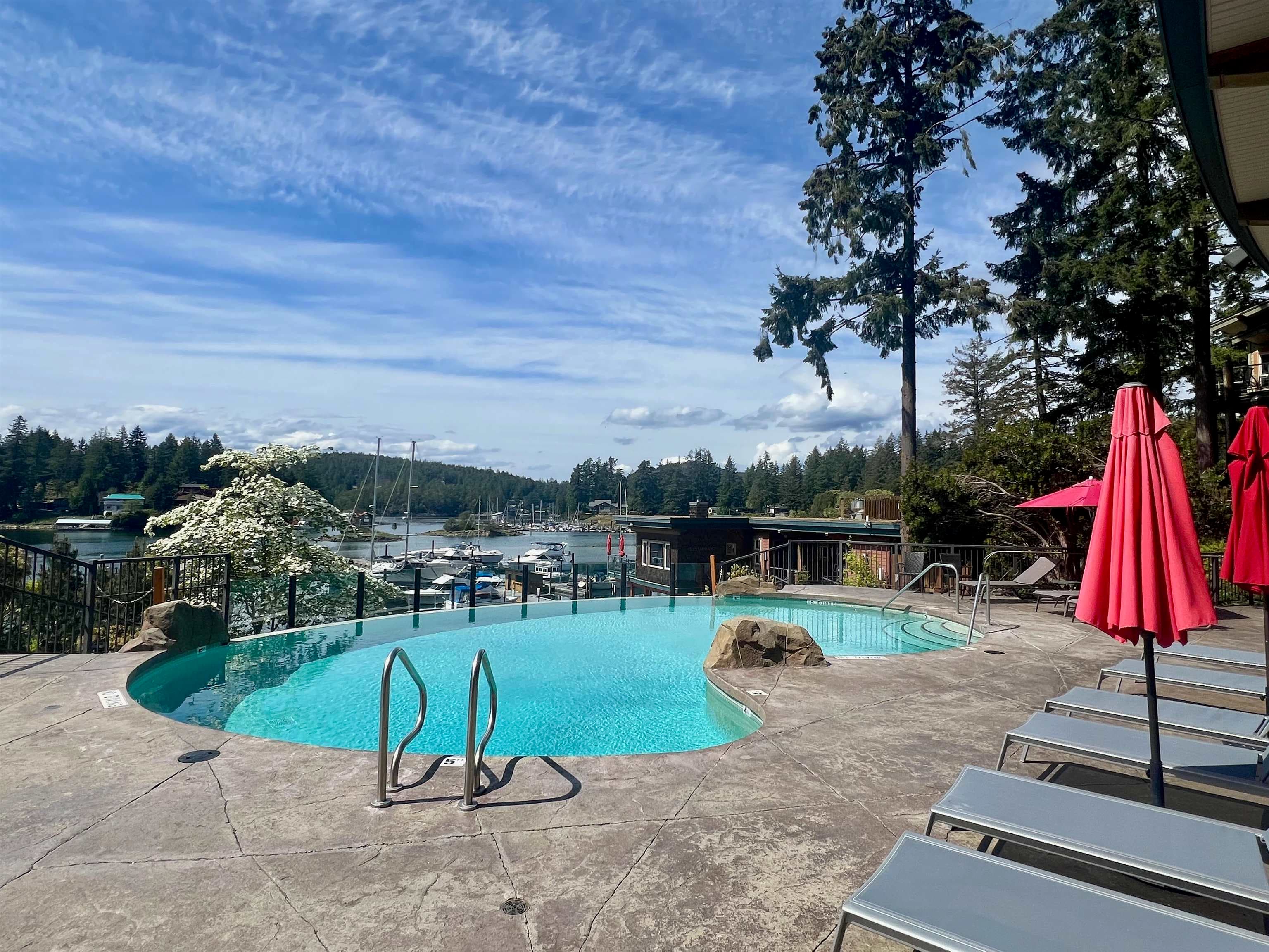 1D - 12849 Lagoon Road, Madeira Park, V0N 2H0 — photo 2