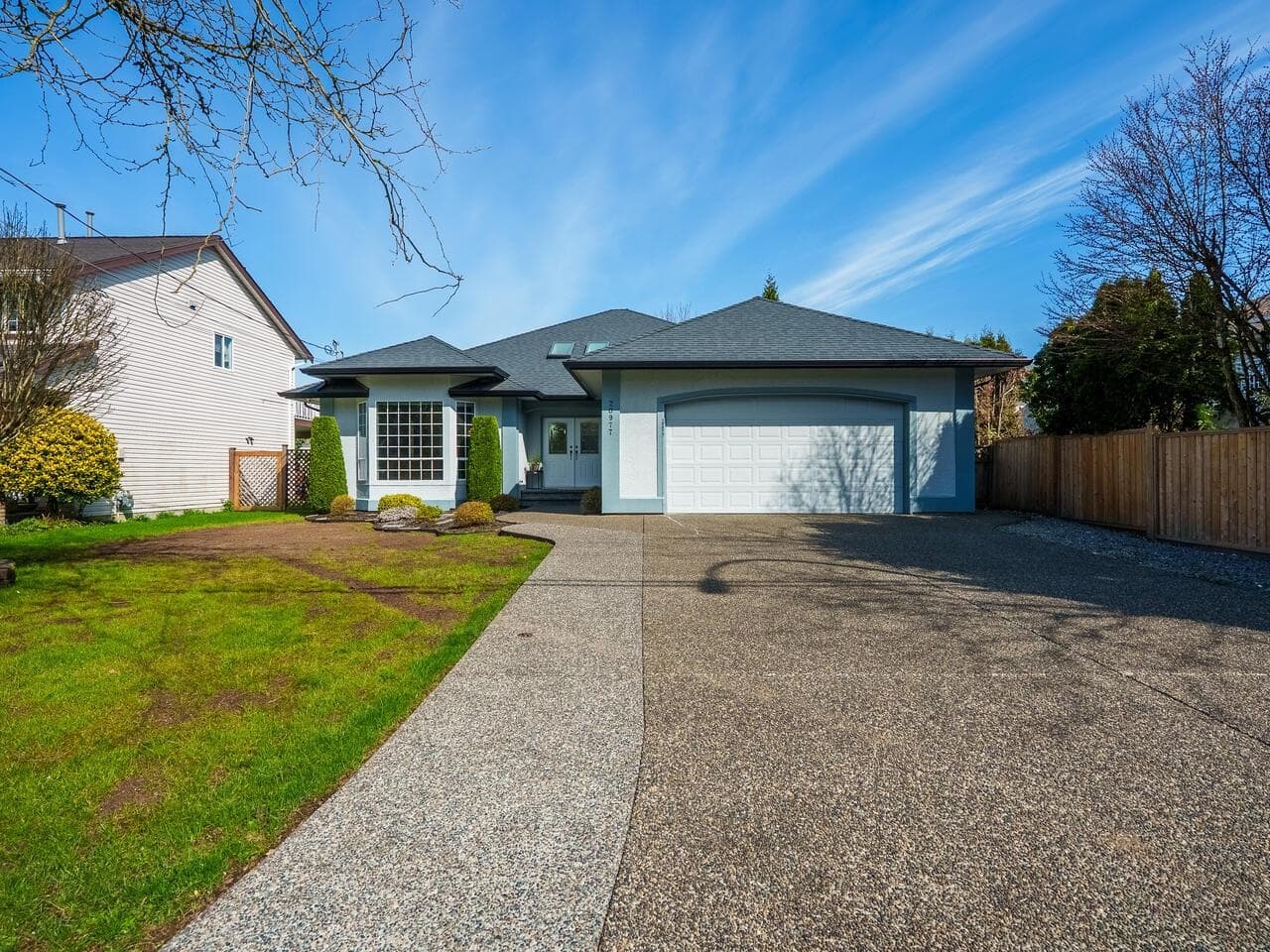 20977 44 Avenue, Langley, V3A 5A9 — photo 1