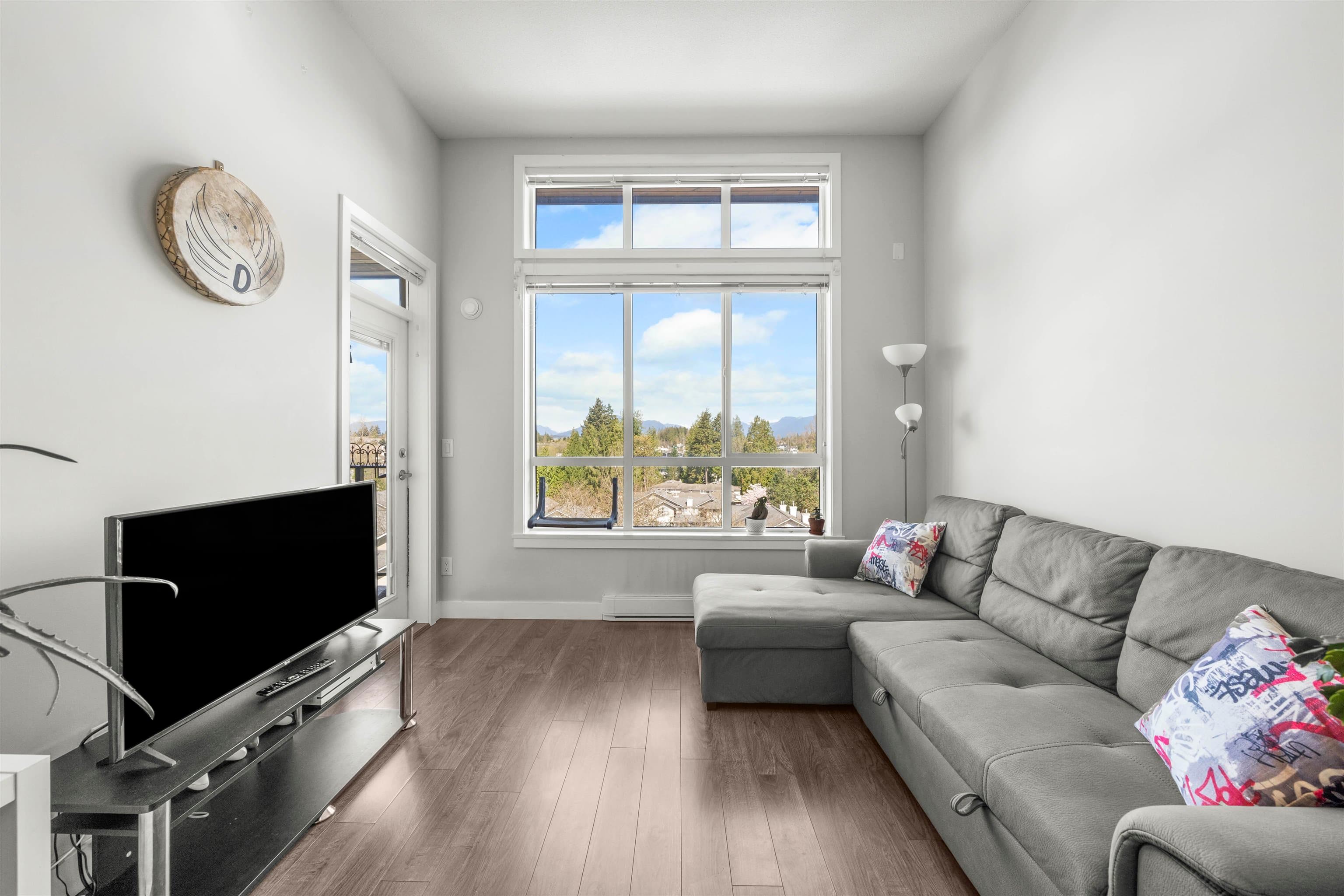 502 - 15388 105 Avenue, Surrey, V3R 0C4 — photo 3