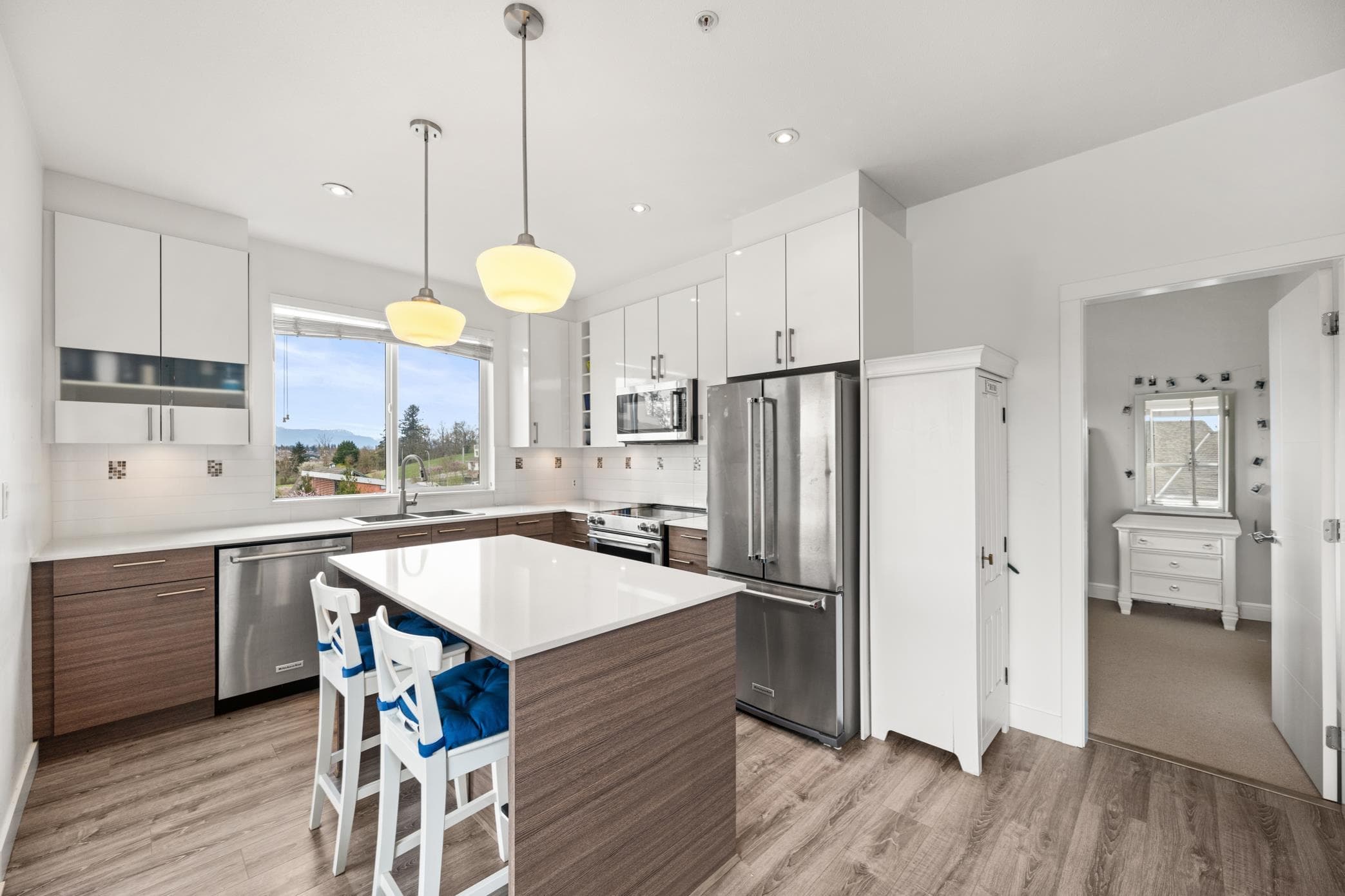 303 - 16388 64 Avenue, Surrey, V3S 6X6 — photo 3