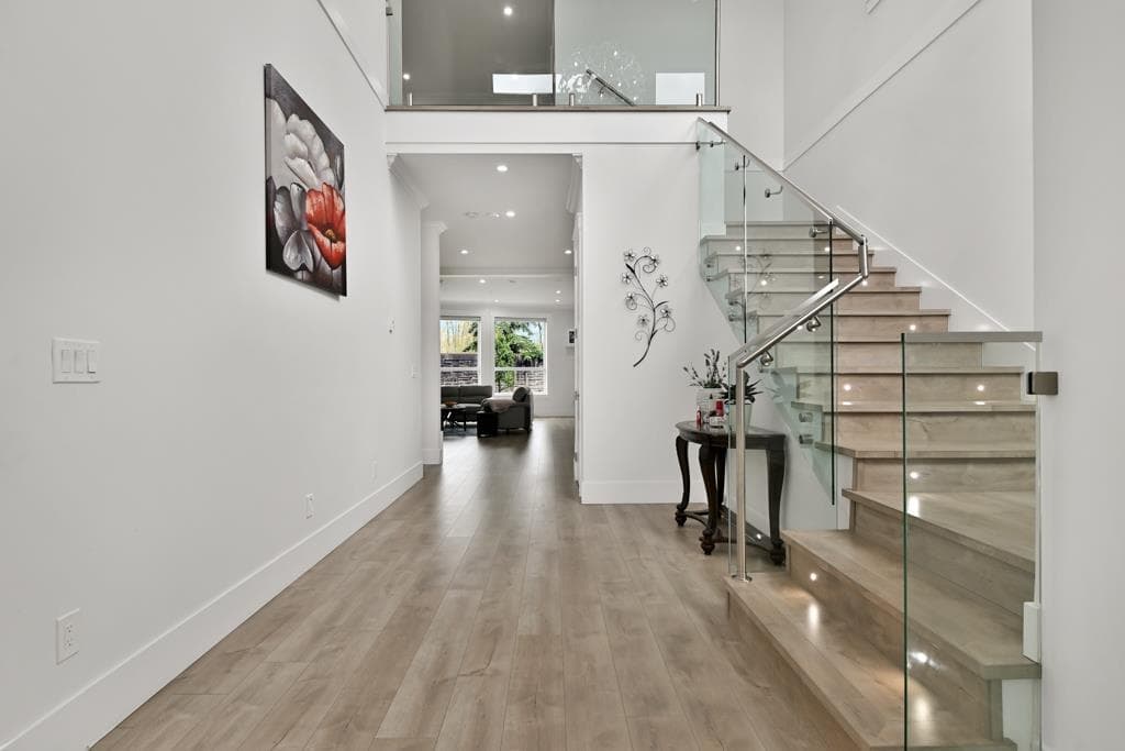 9975 173b Street, Surrey, V4N 4L3 — photo 2
