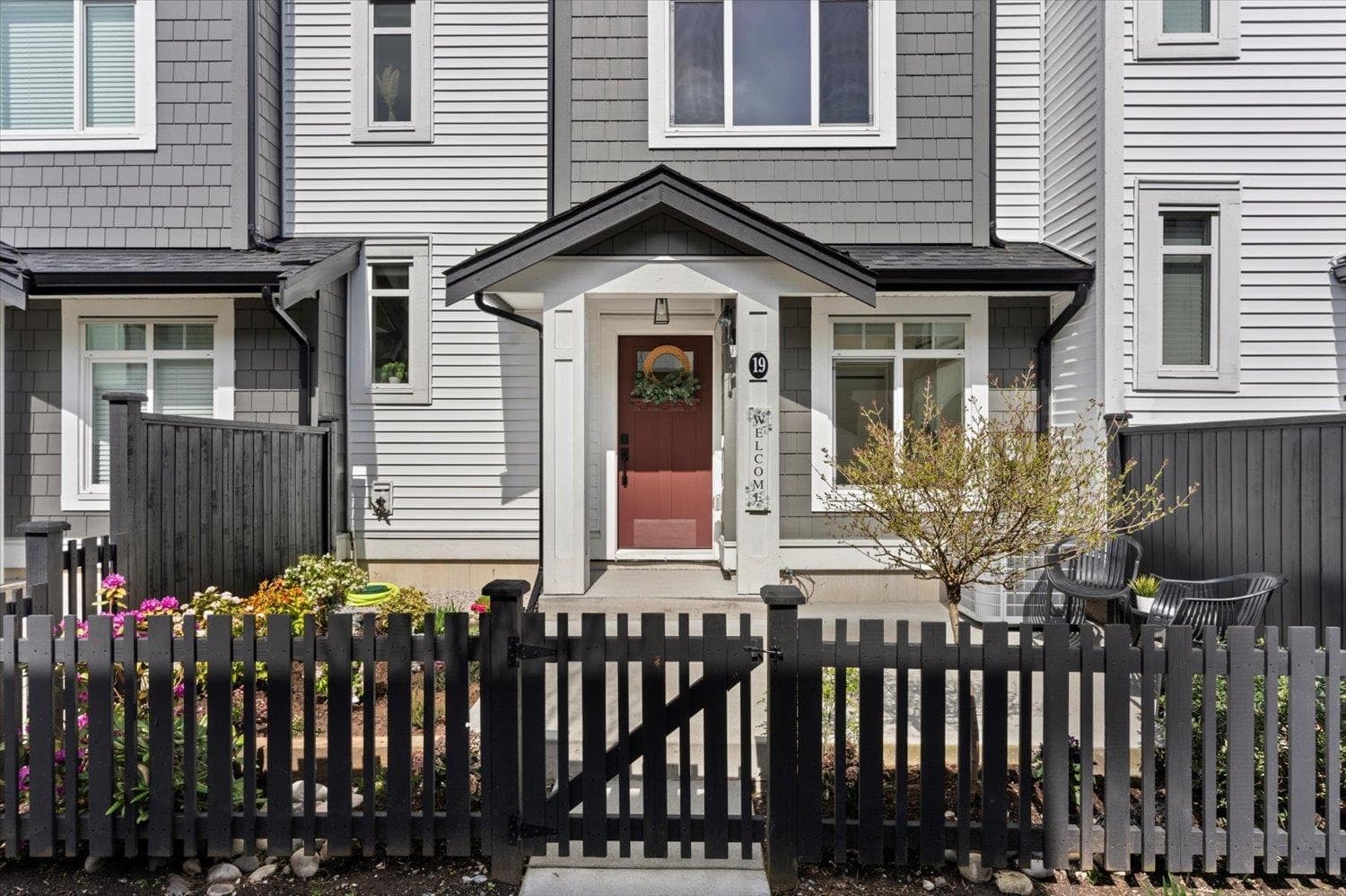 19 - 6897 201 Street, Langley, V2Y 0Z3 — photo 1