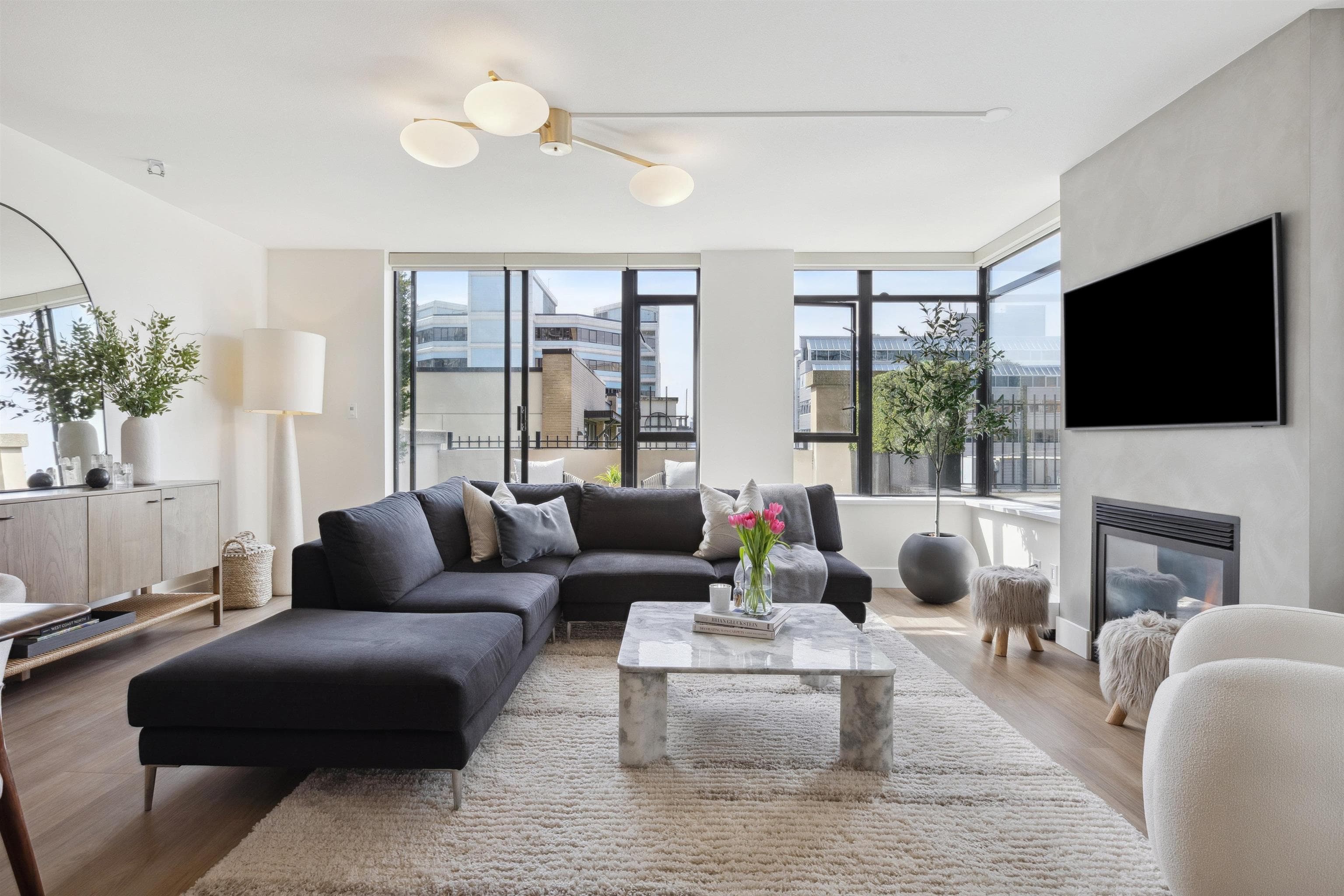 TH3 - 155 W 1st Street, North Vancouver, V7M 3N8 — photo 1
