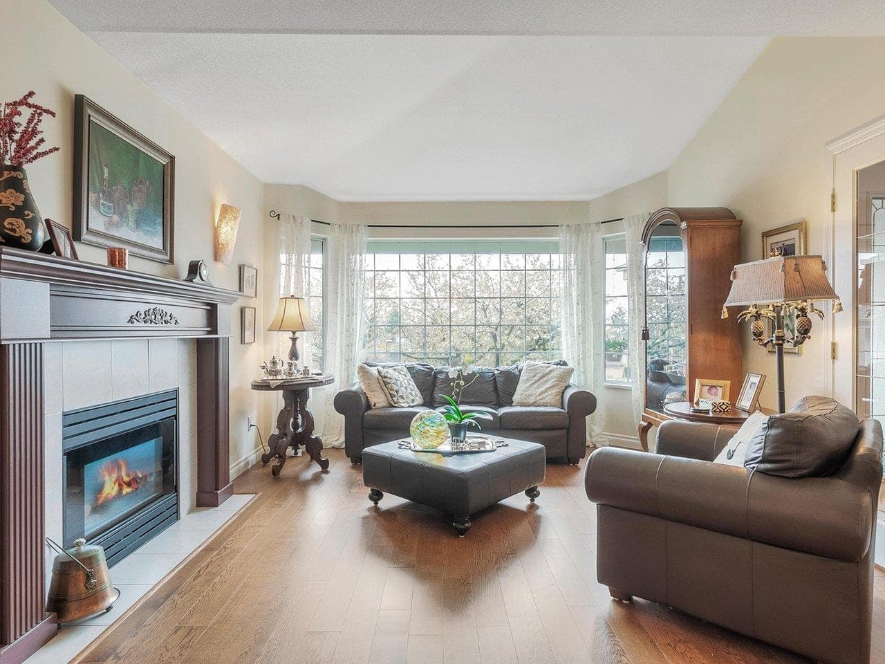 2817 Greenbrier Place, Coquitlam, V3E 2S4 — photo 4