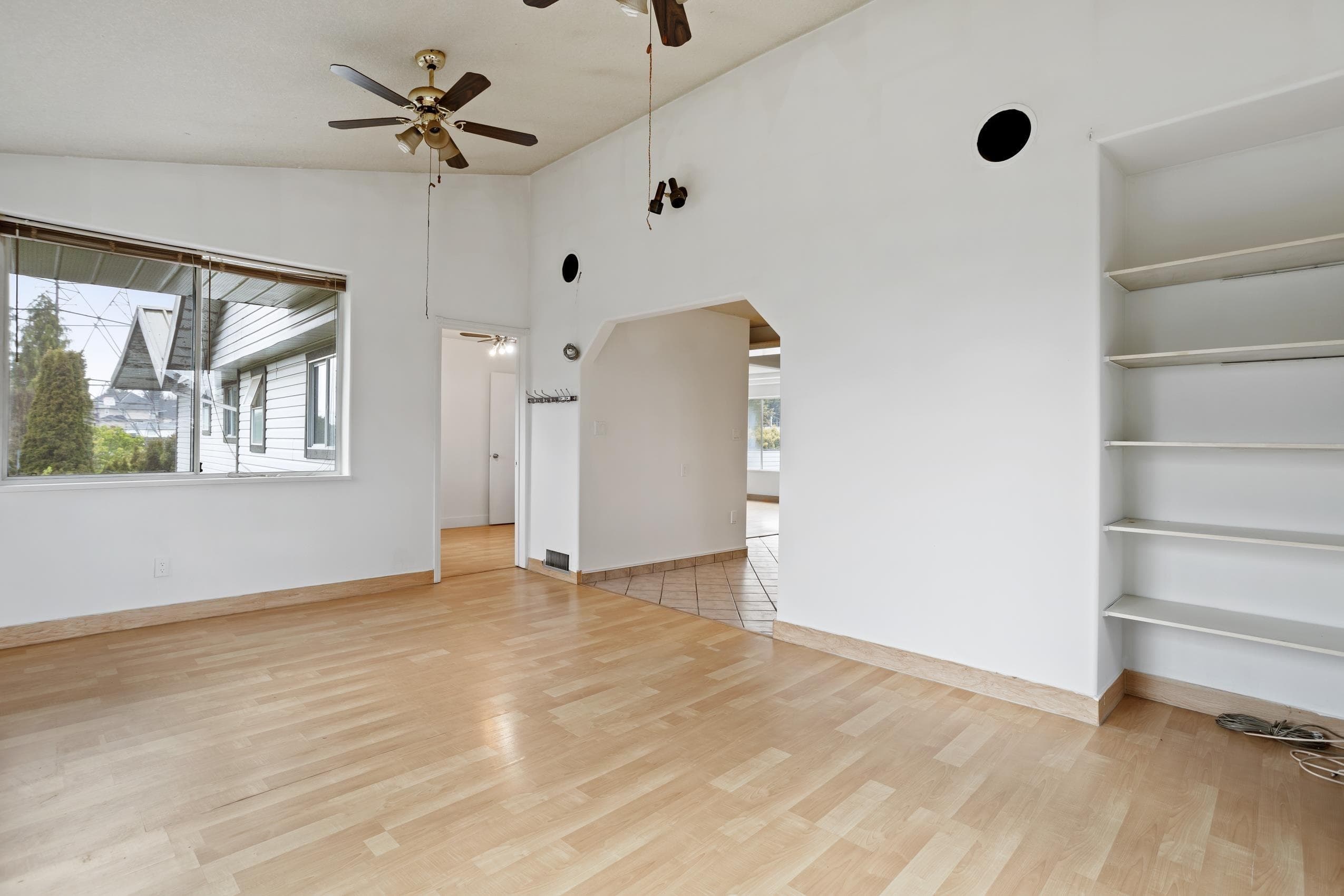 6129 126 Street, Surrey, V3X 1V7 — photo 3