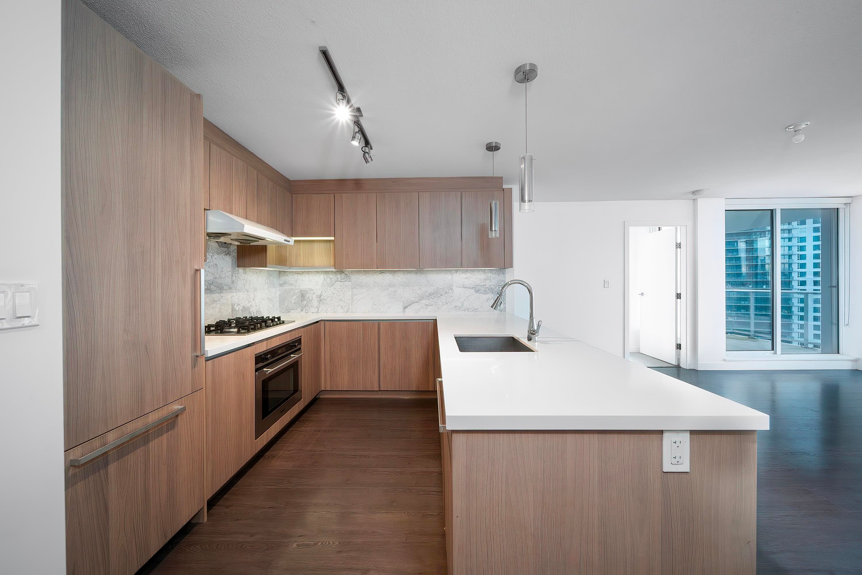 1606 - 13750 100 Avenue, Surrey, V3T 0L3 — photo 3