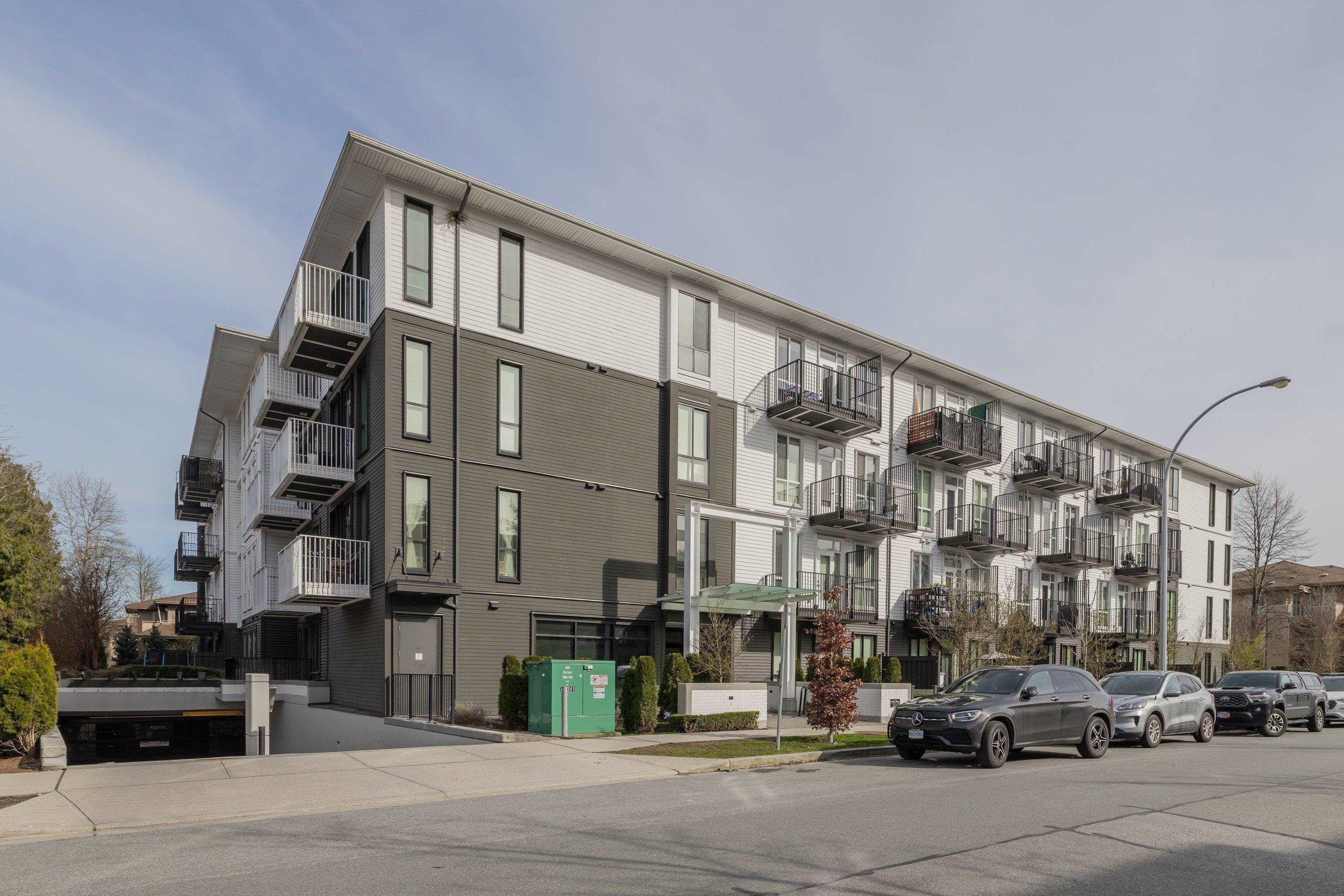 203 - 10168 149 Street, Surrey, V3R 0E9 — photo 1