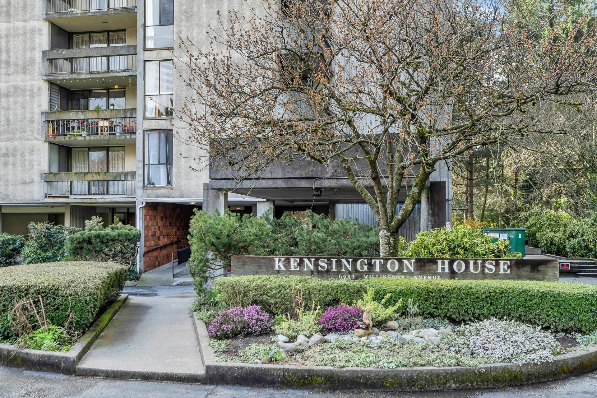 1403 - 6689 Willingdon Avenue, Burnaby, V5H 3Y8 — photo 2