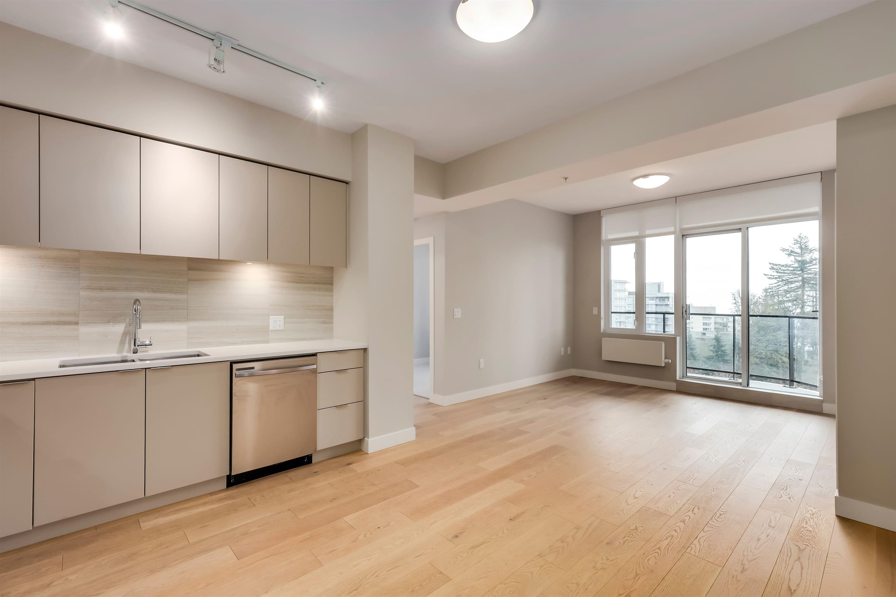 1005 - 8761 University Crescent, Burnaby, V5A 4Y8 — photo 3
