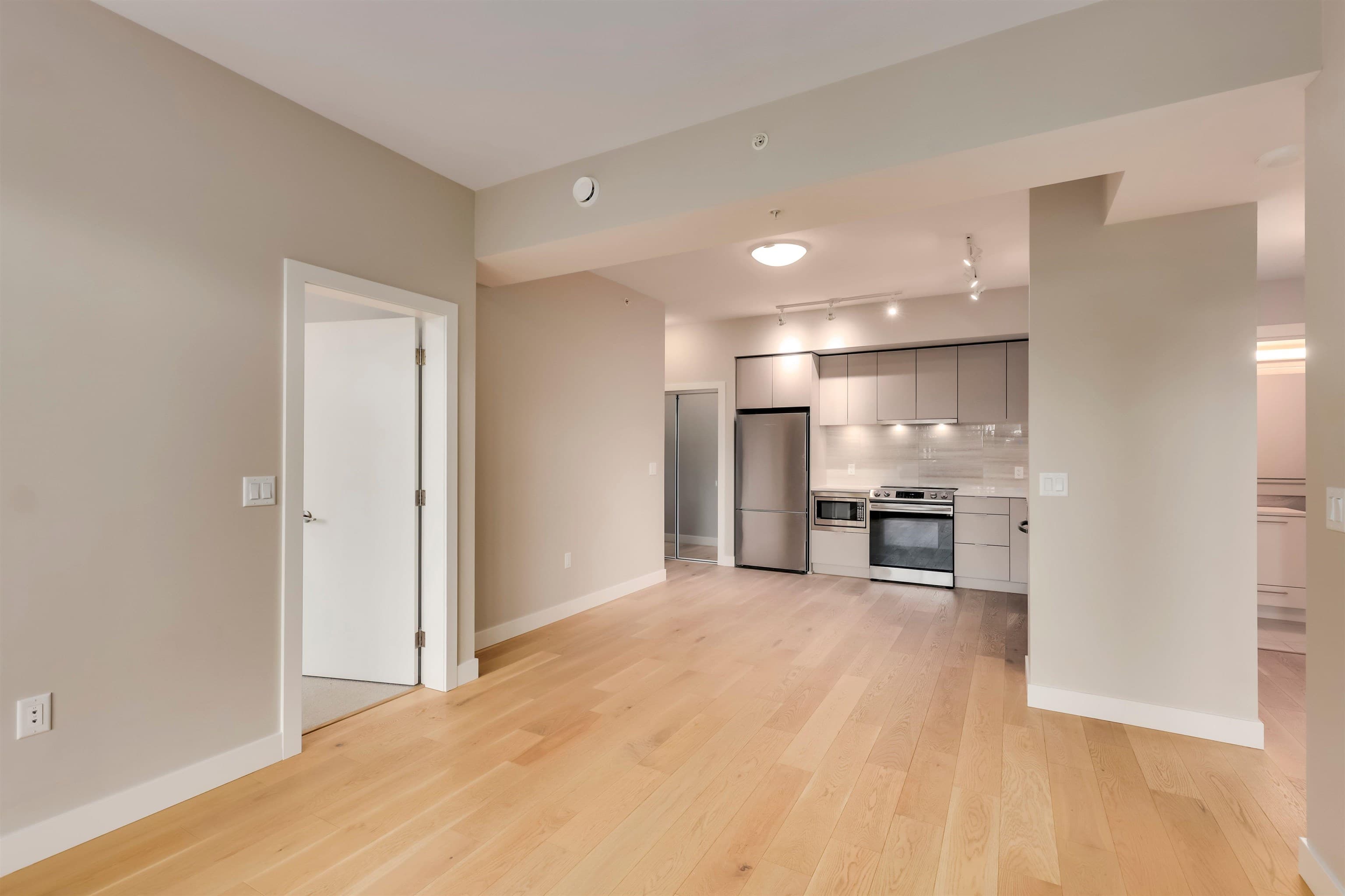1005 - 8761 University Crescent, Burnaby, V5A 4Y8 — photo 5