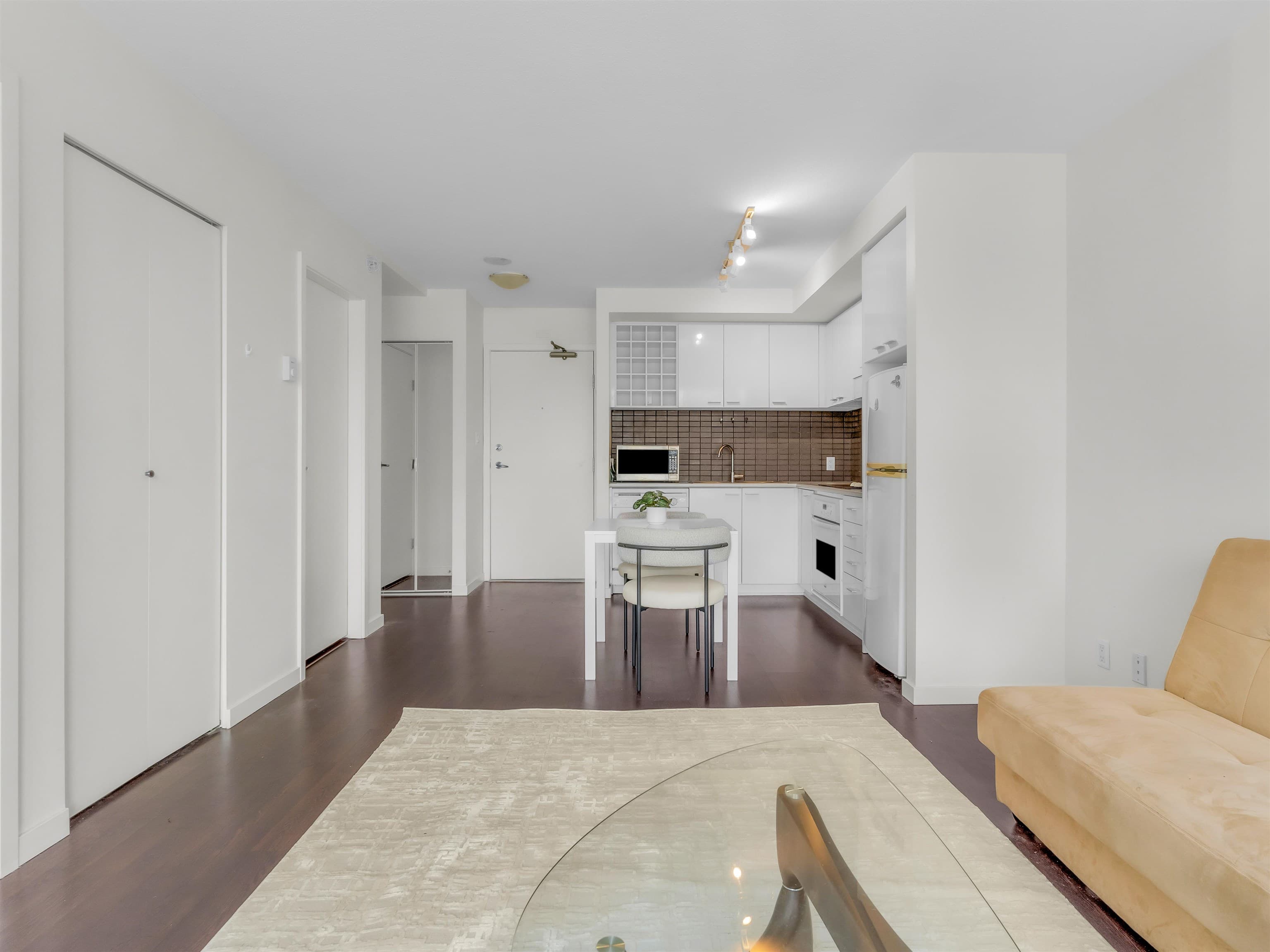 2209 - 131 Regiment Square, Vancouver, V6B 1X6 — photo 5