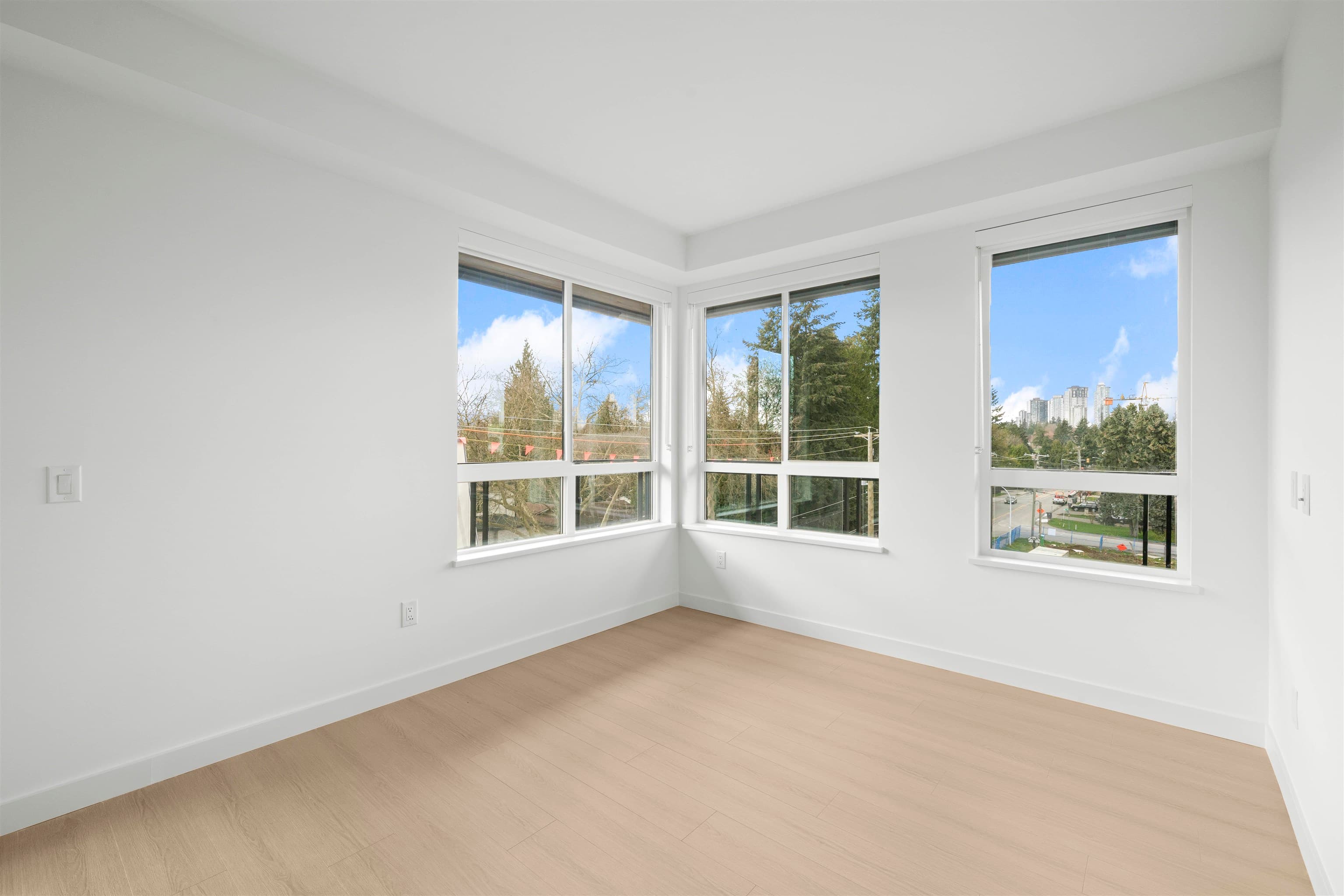 532 - 9456 134 Street, Surrey, V3V 0G8 — photo 3