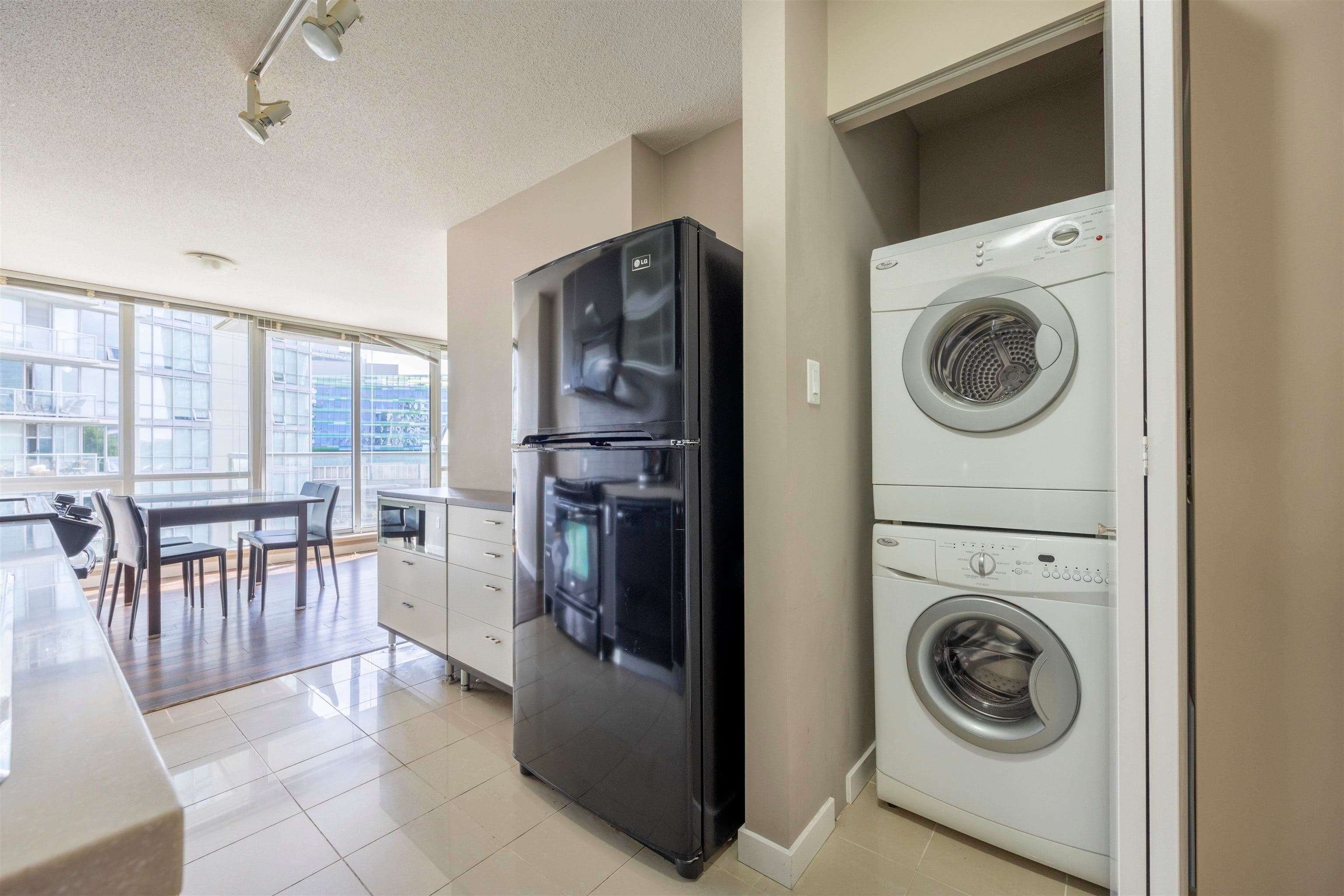610 - 13688 100th Avenue, Surrey, V3T 0G5 — photo 4