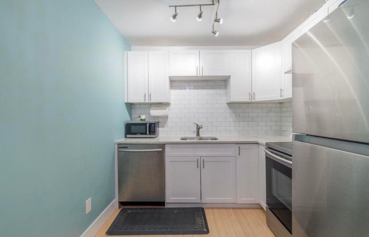 305 - 9952 149 Street, Surrey, V3R 7W7 — photo 5