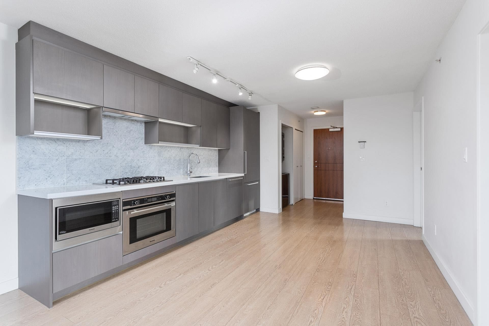 909 - 13696 100 Avenue, Surrey, V3T 0L5 — photo 4