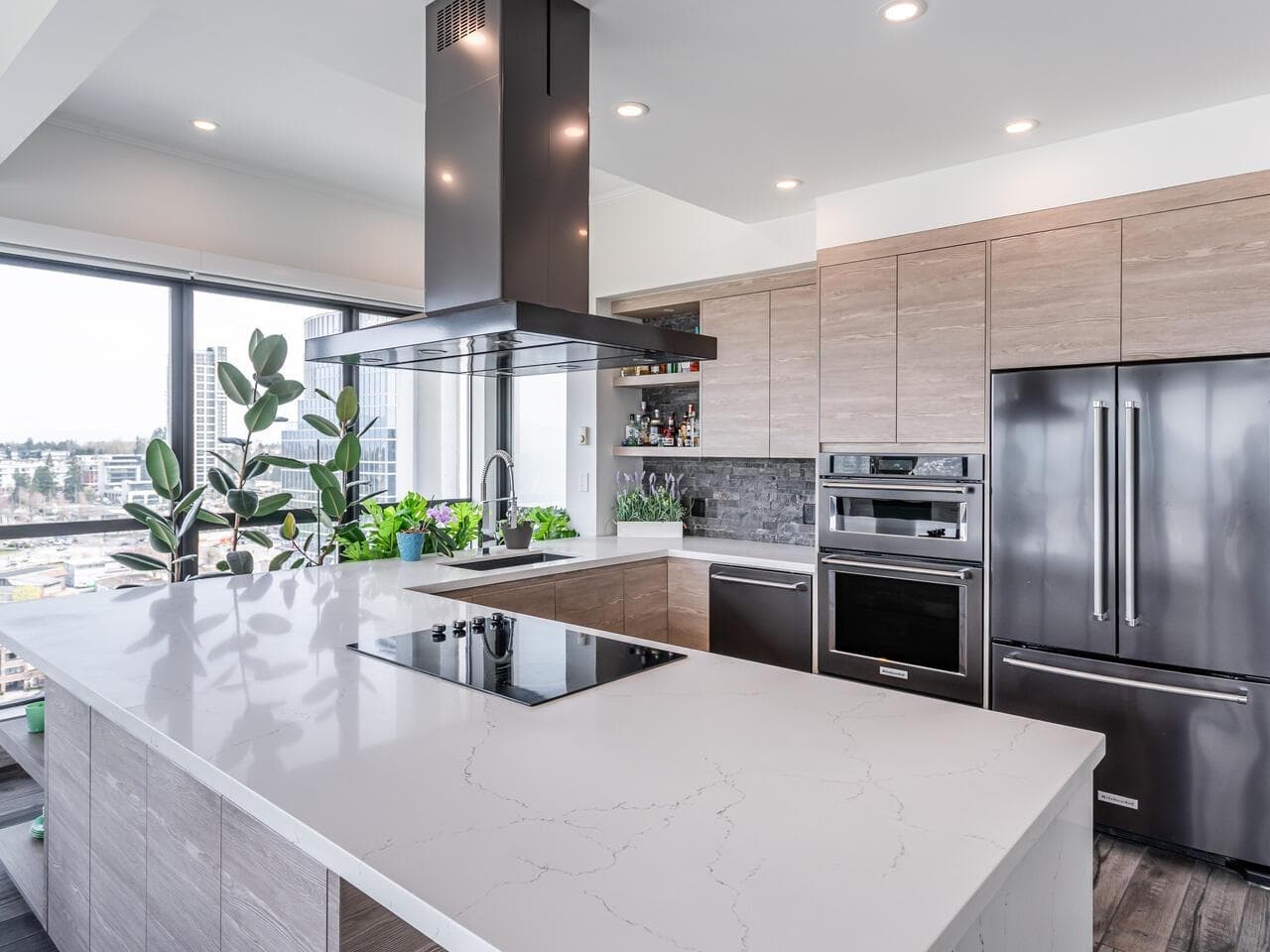 2203 - 10899 University Drive, Surrey, V3T 5V2 — photo 4