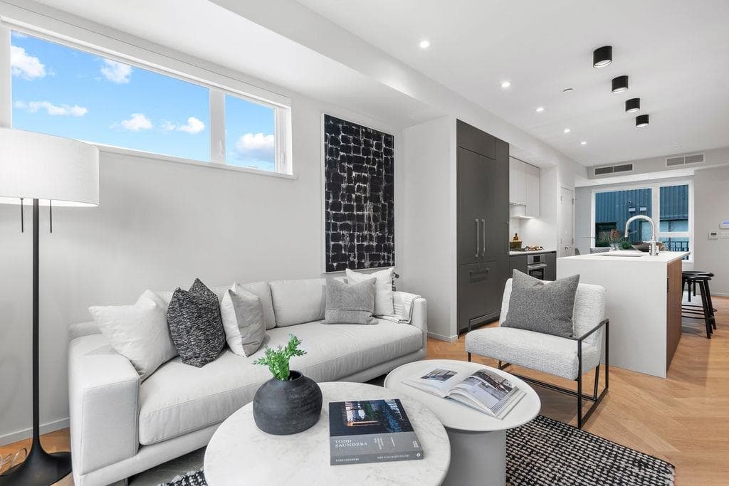 121 - 755 W 49th Avenue, Vancouver