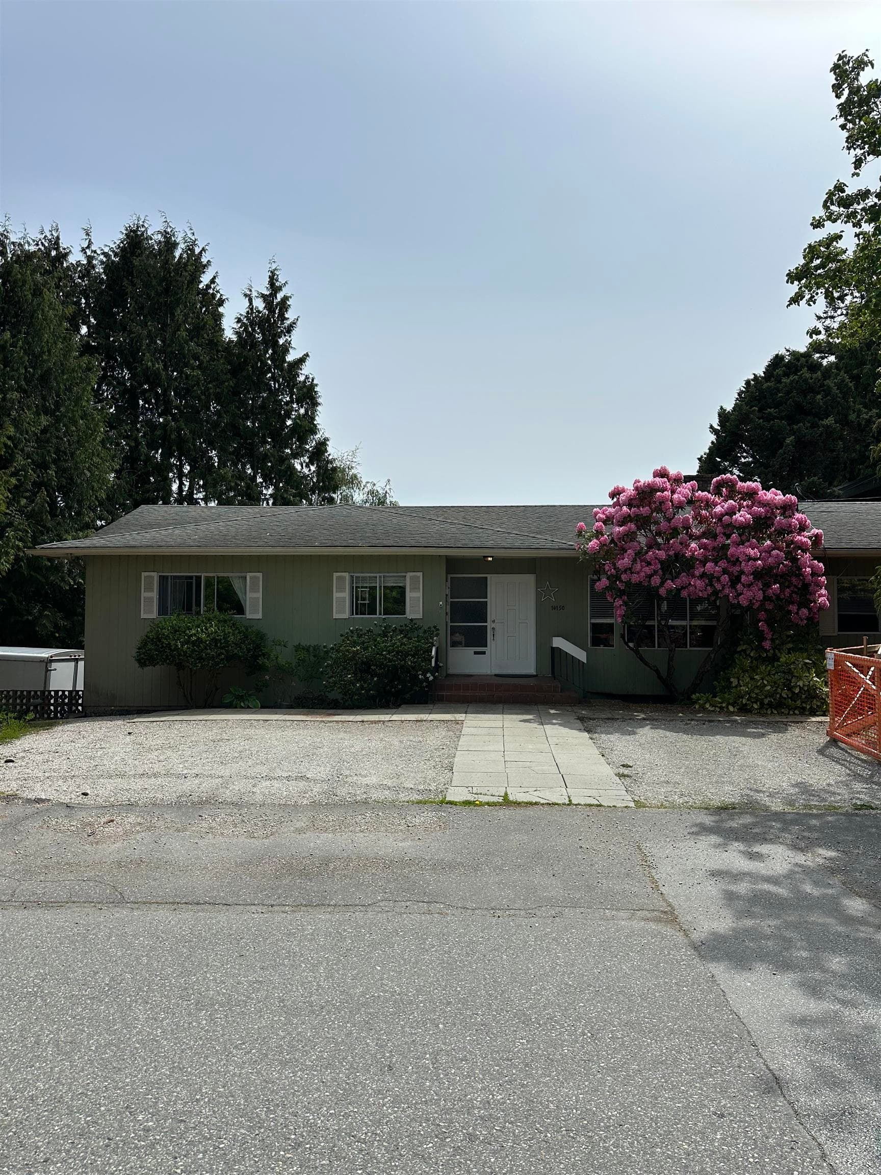 14150 Blackburn Avenue, White Rock