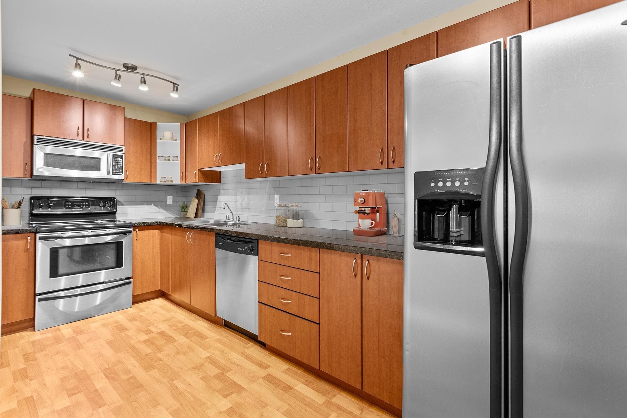 103 - 3063 Immel Street, Abbotsford, V2S 4L3 — photo 4