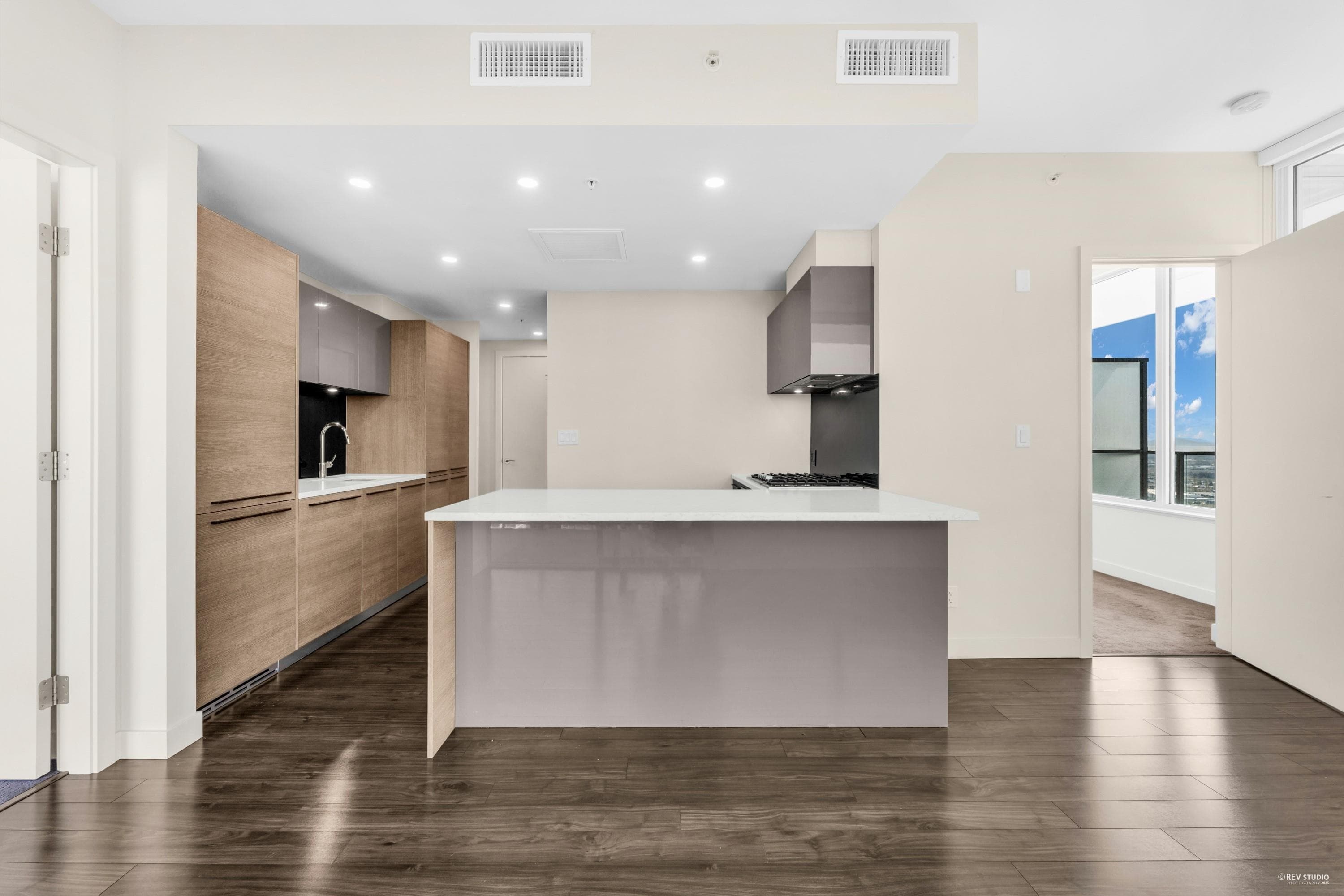 3605 - 6383 Mckay Avenue, Burnaby, V5H 0H8 — photo 4
