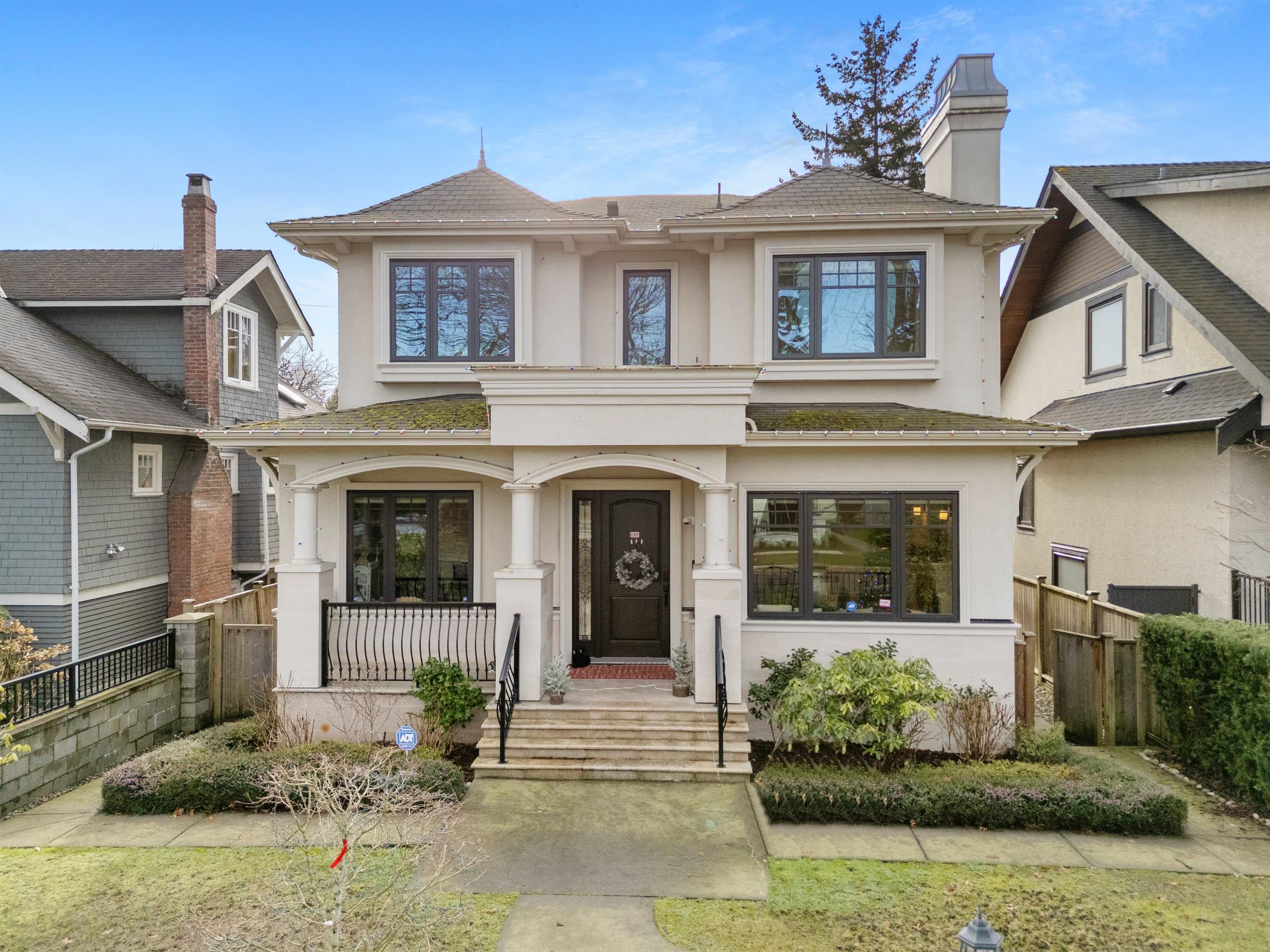 2756 W 38th Avenue, Vancouver