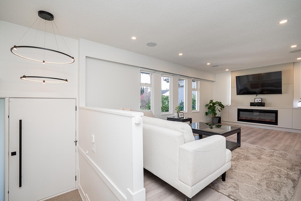 615 Allison Place, New Westminster, V3L 5C1 — photo 5