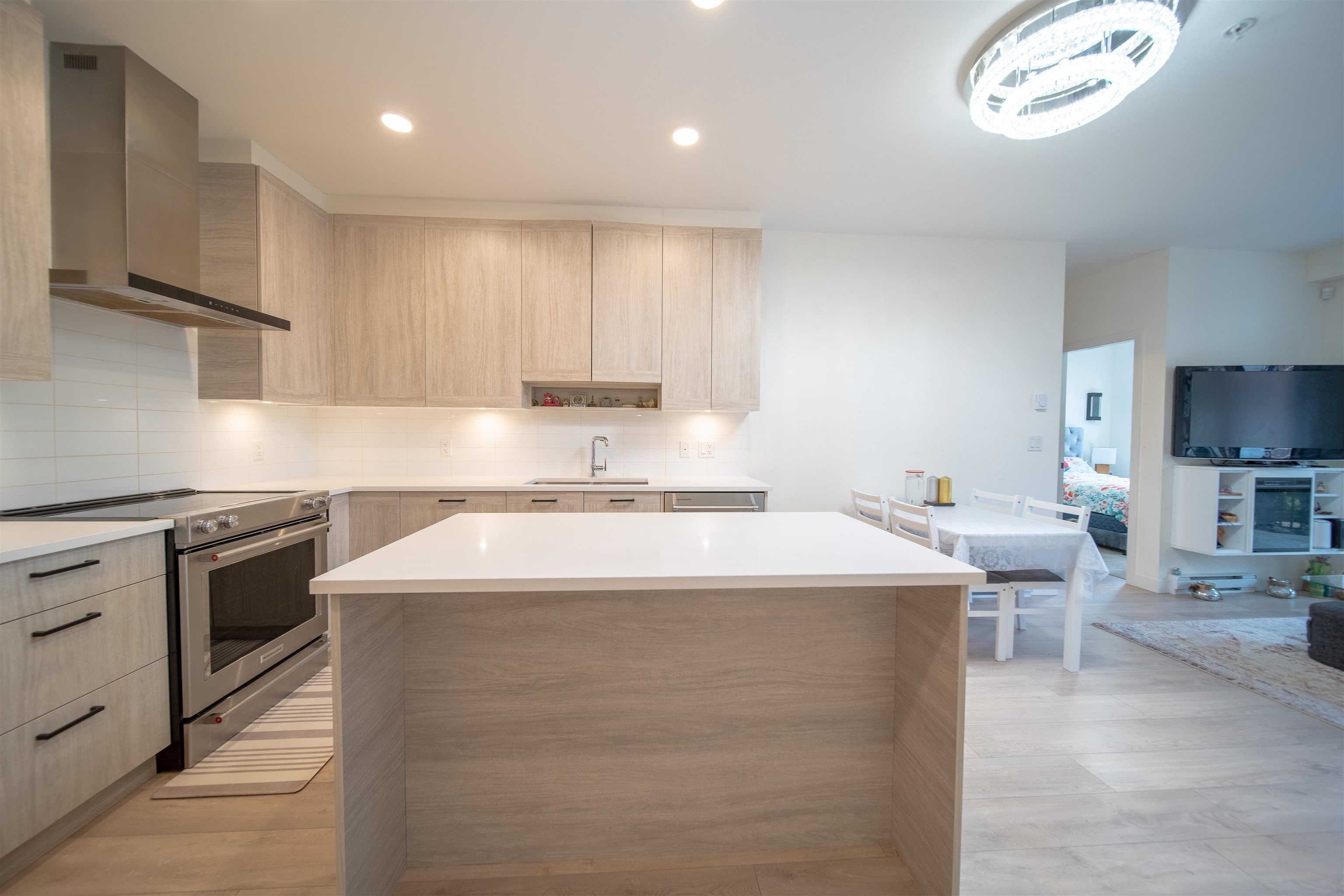 103 - 7579 16th Street, Burnaby, V3N 0H7 — photo 1
