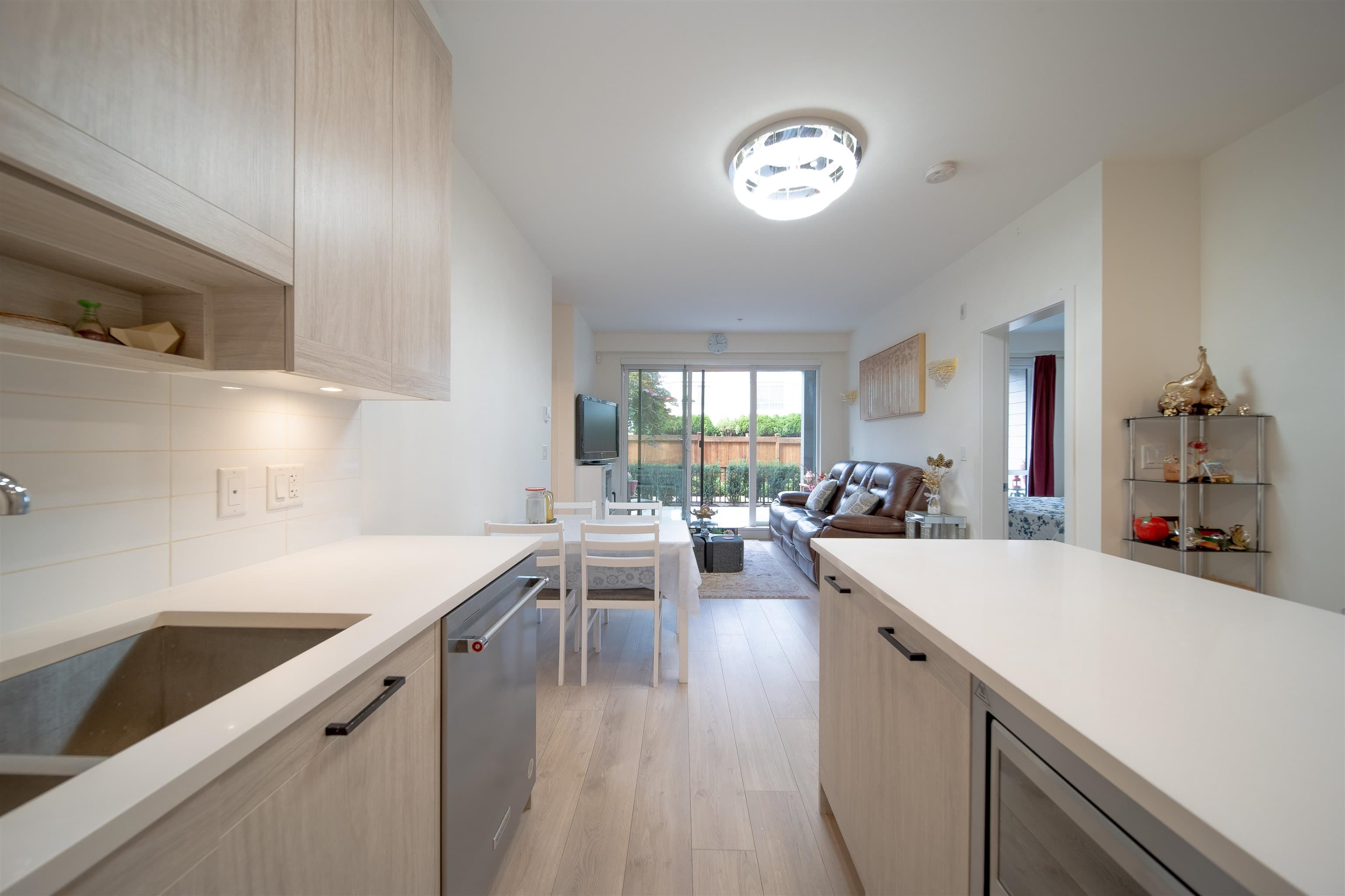 103 - 7579 16th Street, Burnaby, V3N 0H7 — photo 4