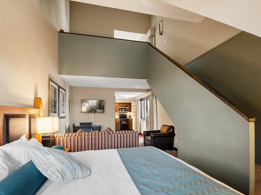 220 - 4220 Gateway Drive, Whistler