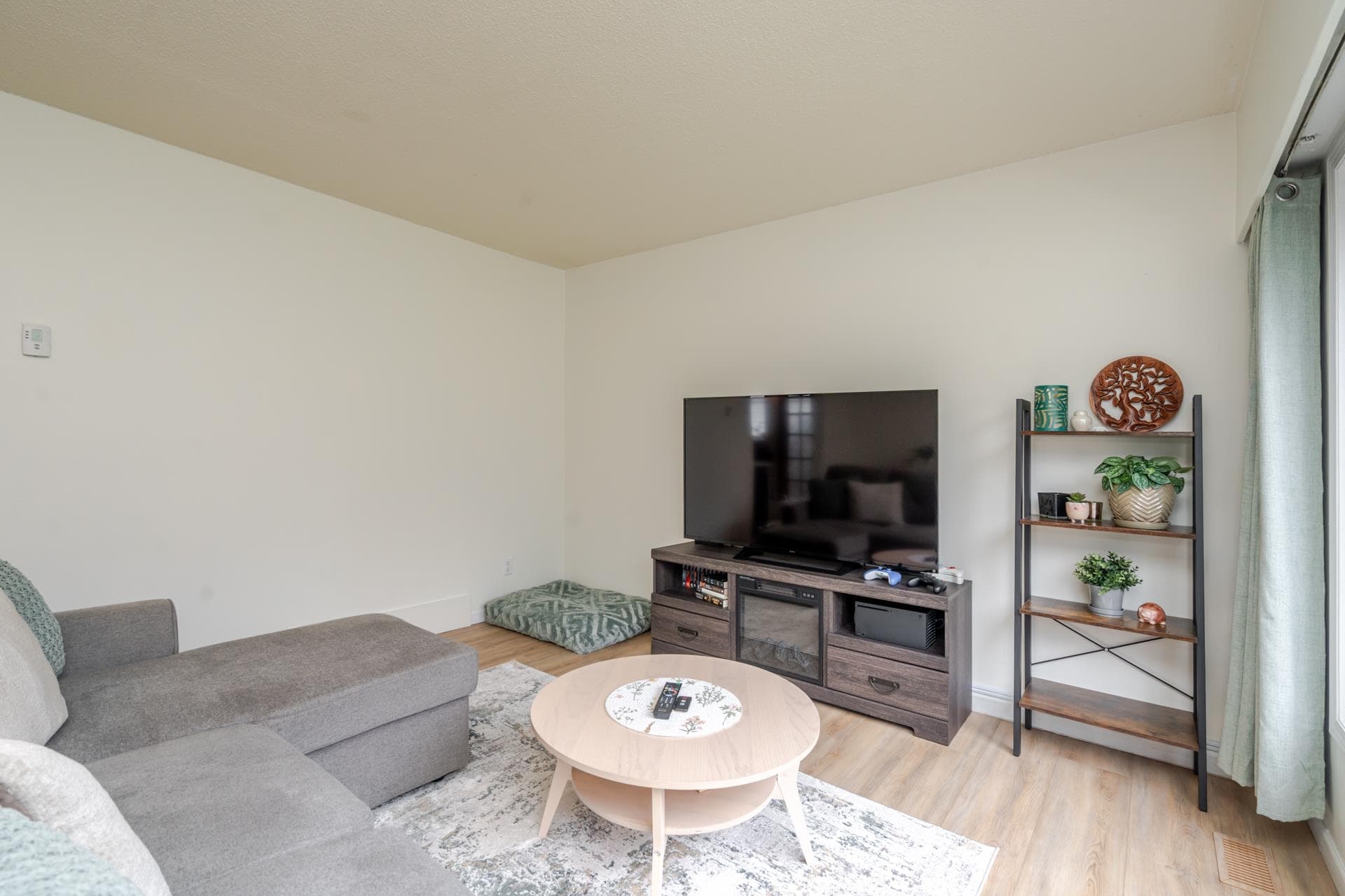 8915 Mackie Street, Langley, V1M 2S3 — photo 3